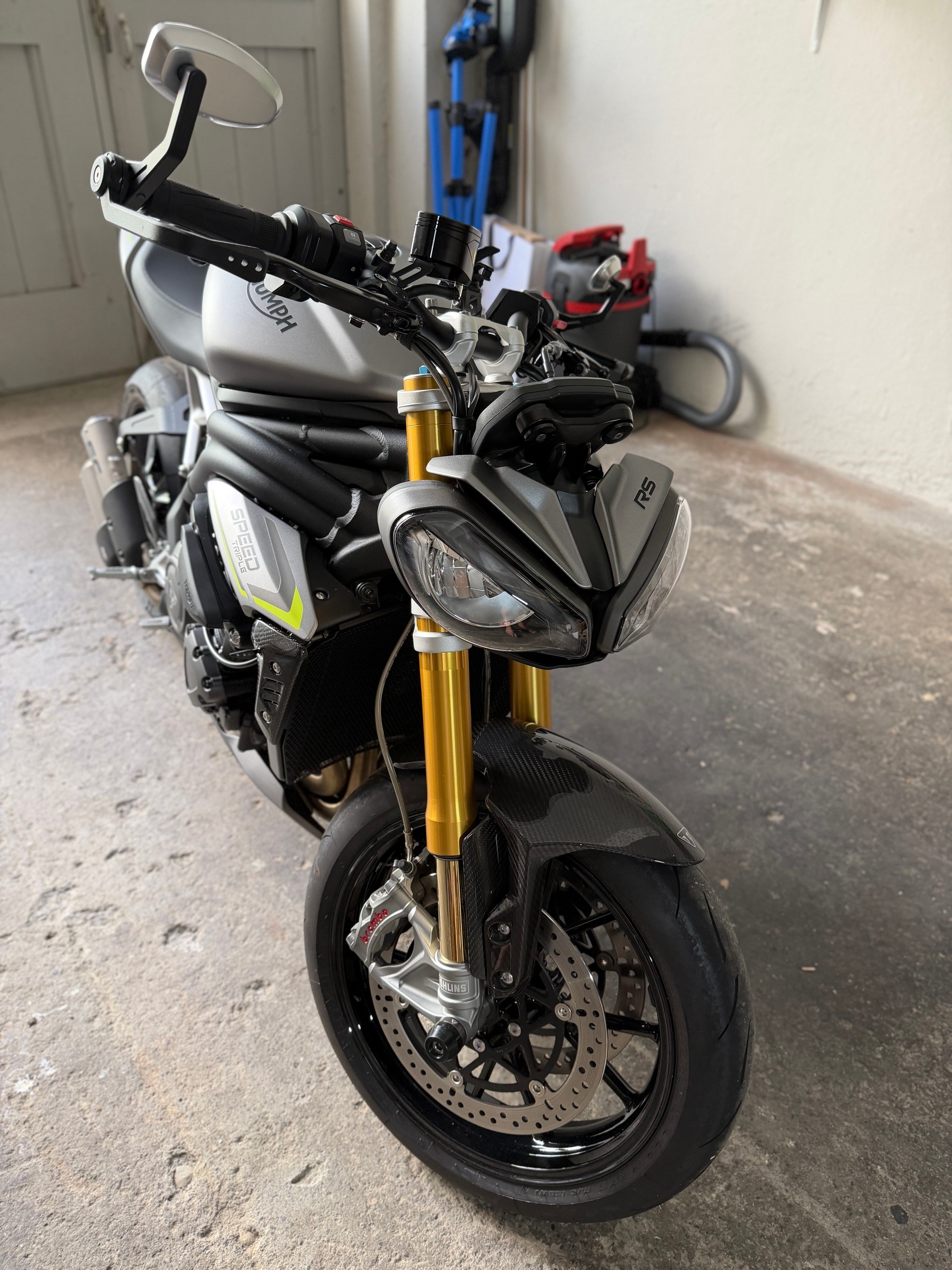 TRIUMPH Speed Triple RS-image-1