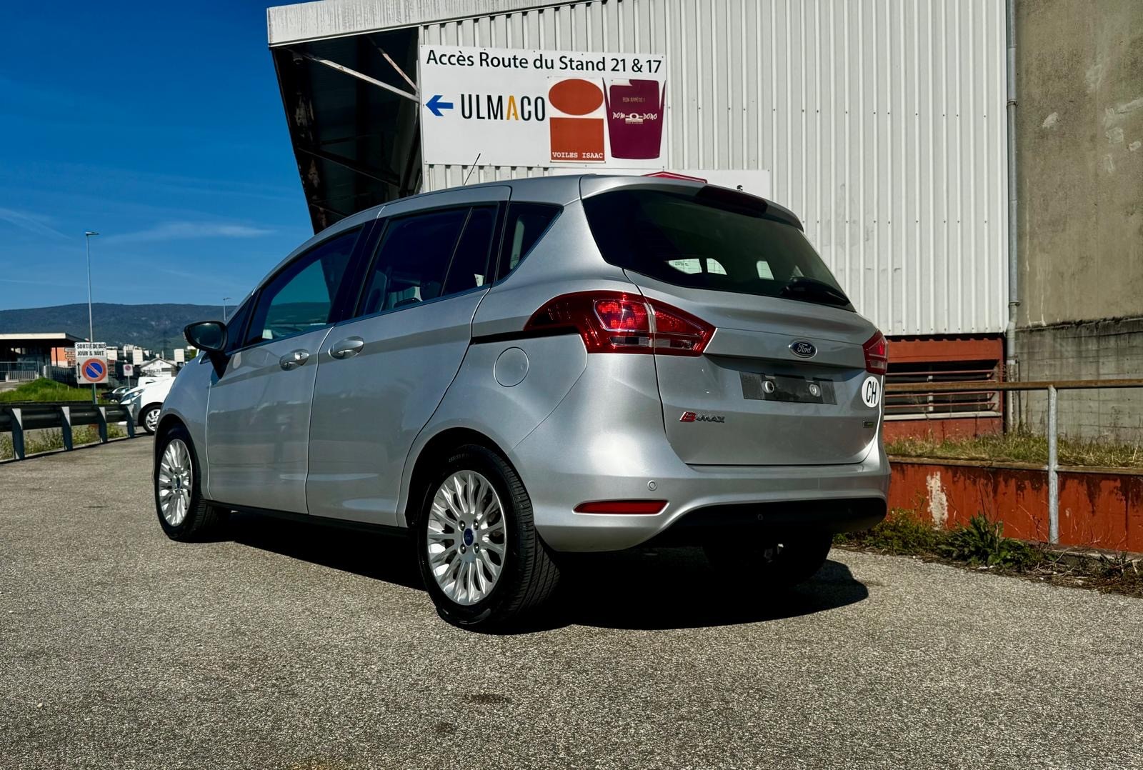 FORD B-Max 1.0 SCTi Titanium-image-4