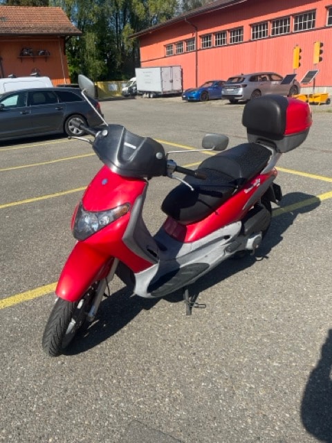 PIAGGIO Beverly 125-image-1
