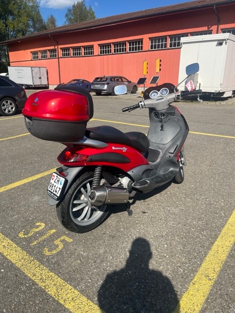 PIAGGIO Beverly 125-image-2