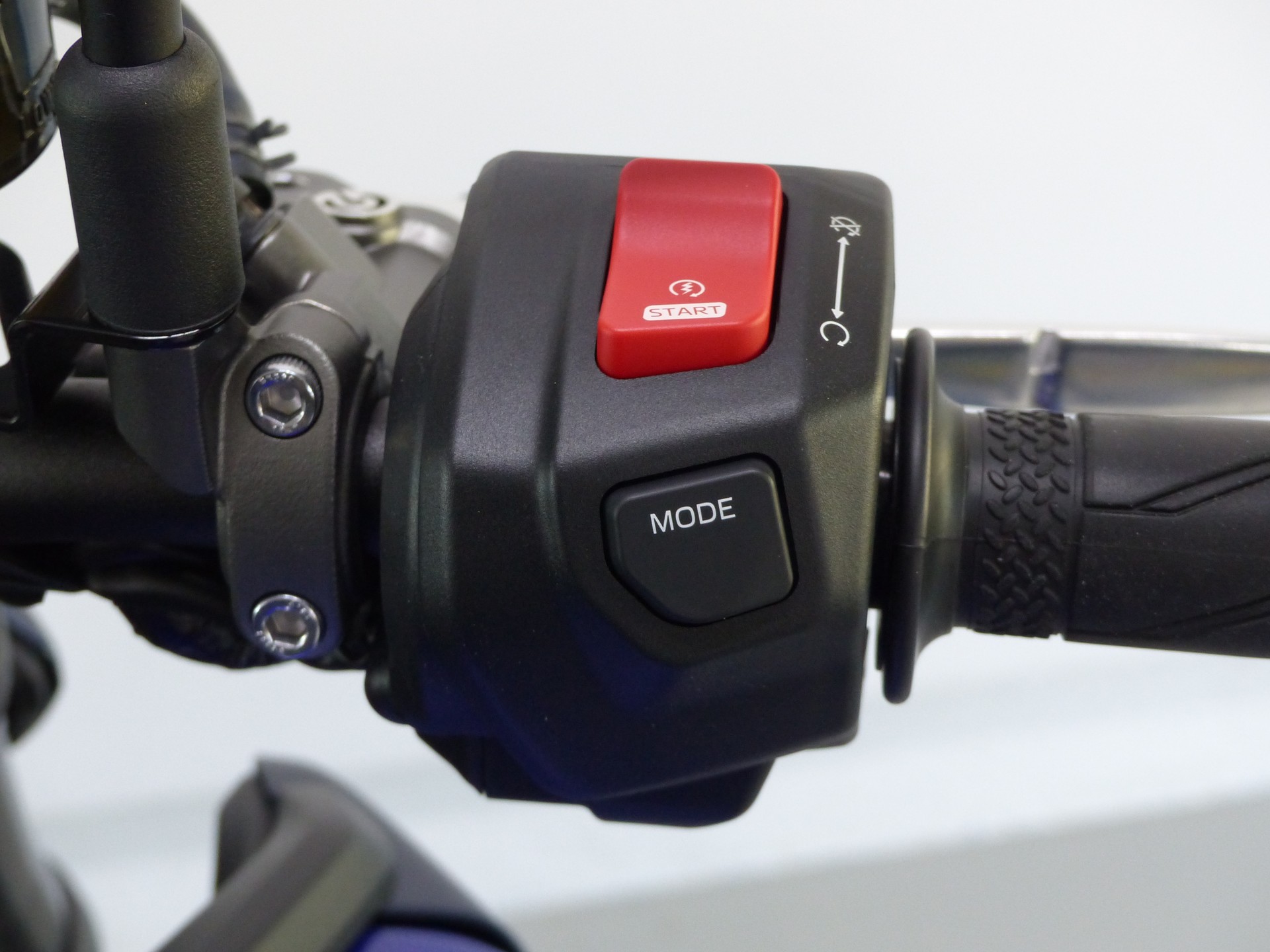YAMAHA MT-09 ABS-image-11