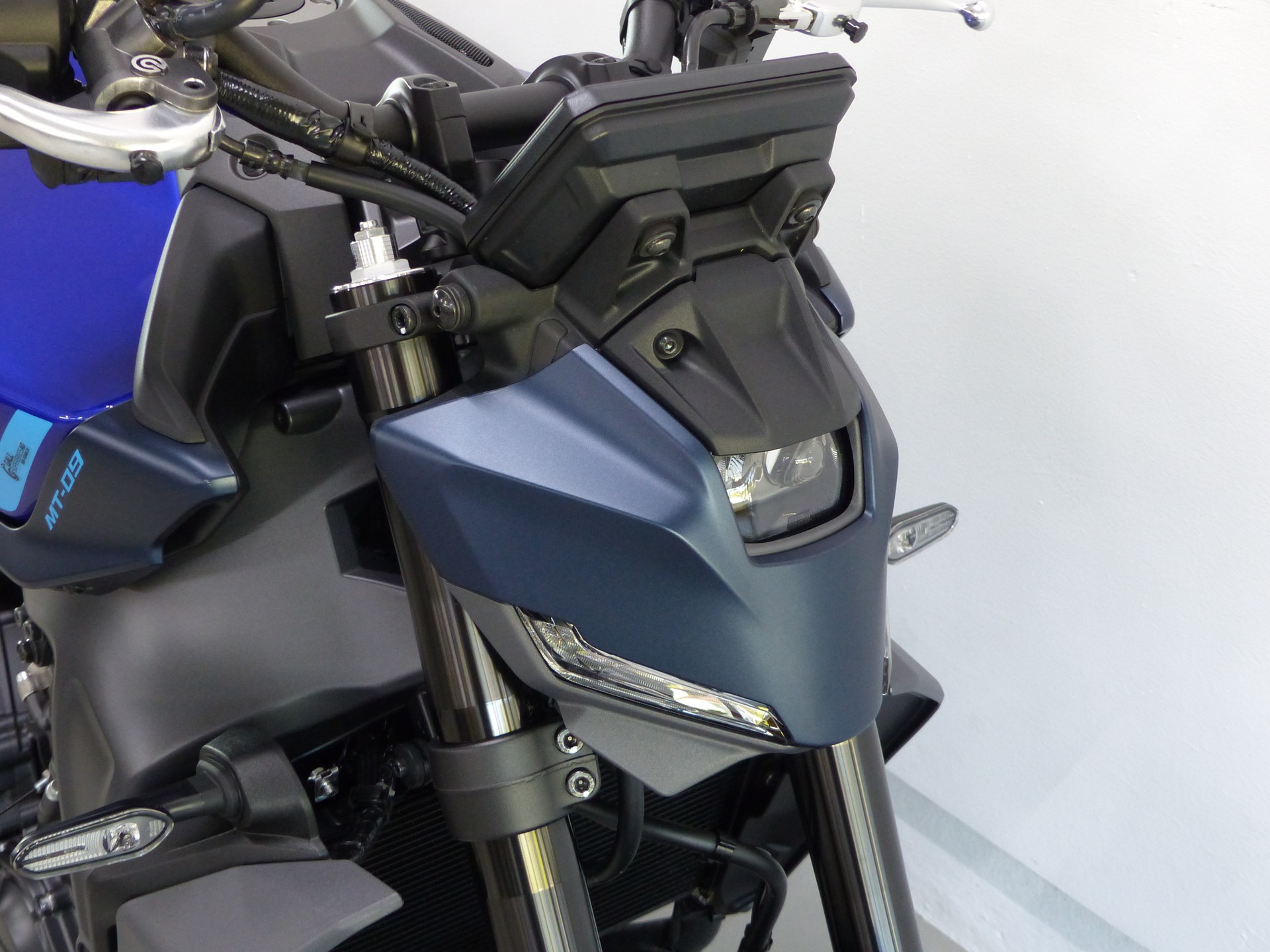 YAMAHA MT-09 ABS-image-1