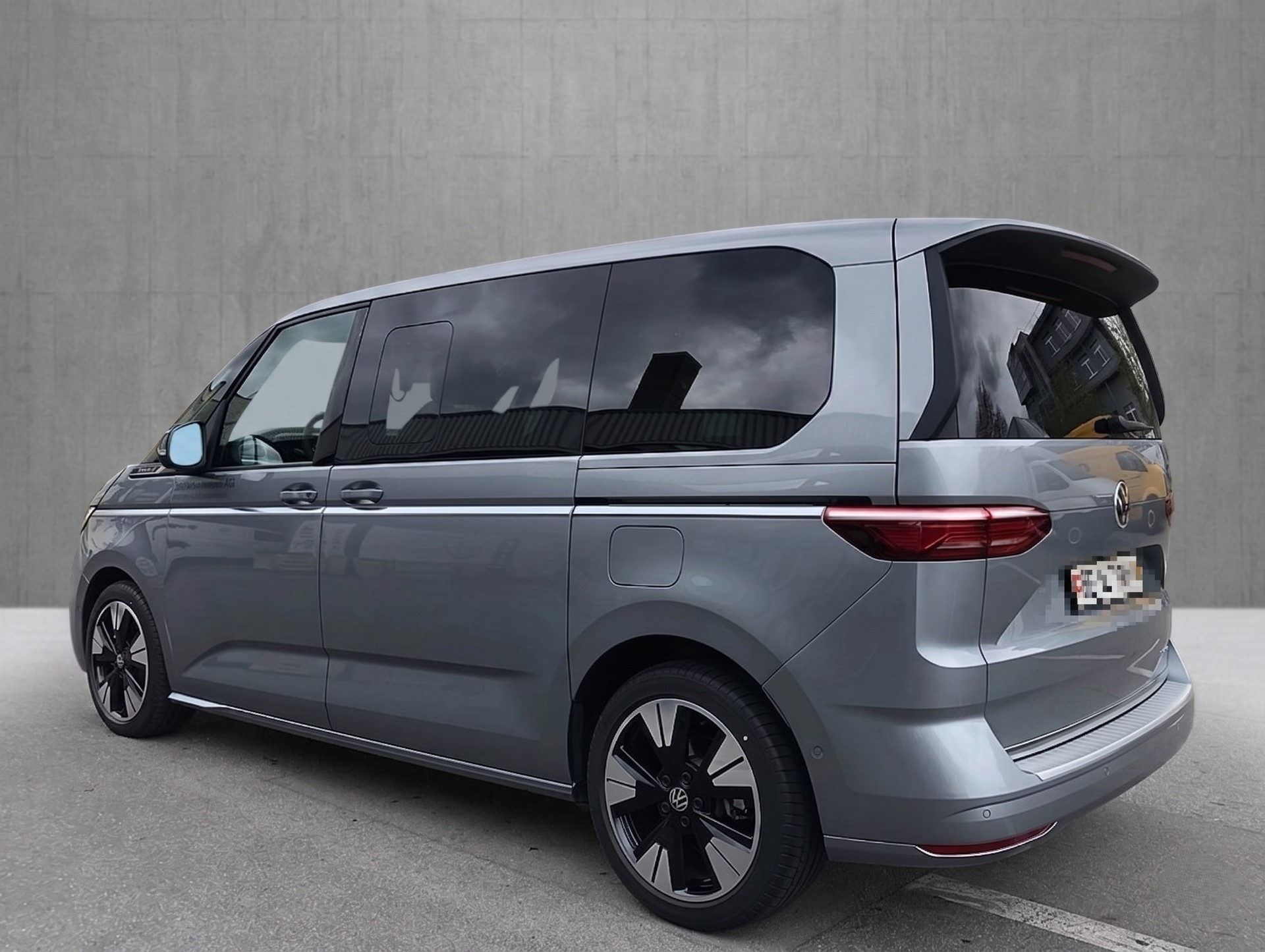 VW Multivan 1.4 eHybrid Style Liberty DSG-image-2