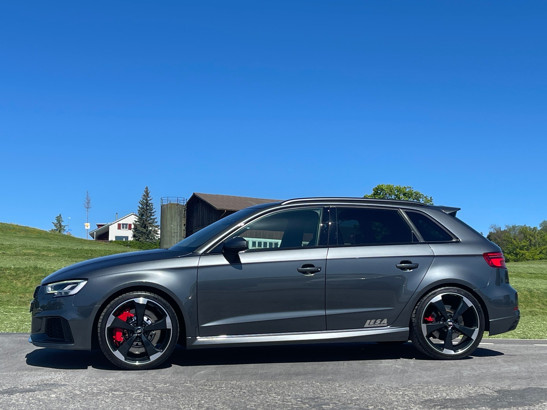 AUDI RS3 Sportback 2.5 TSI quattro S-tronic-showroom-element-1