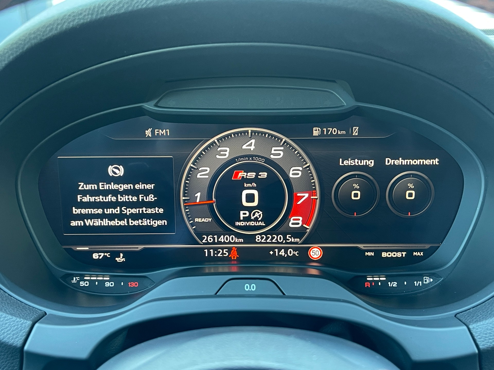 AUDI RS3 Sportback 2.5 TSI quattro S-tronic-image-21