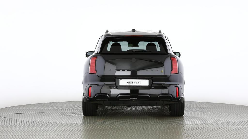 MINI Countryman SE ALL4-image-13
