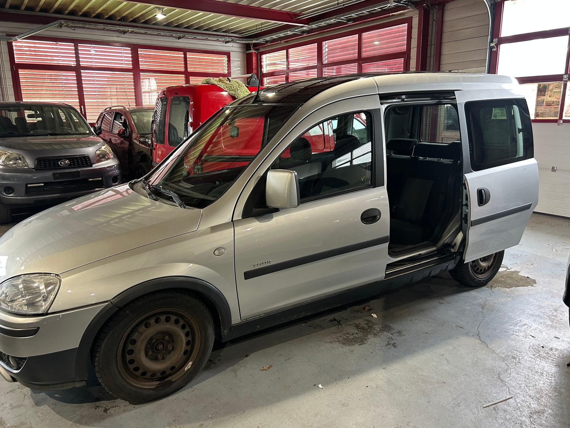 OPEL Combo 1.7 CDTi (Essentia)-image-3