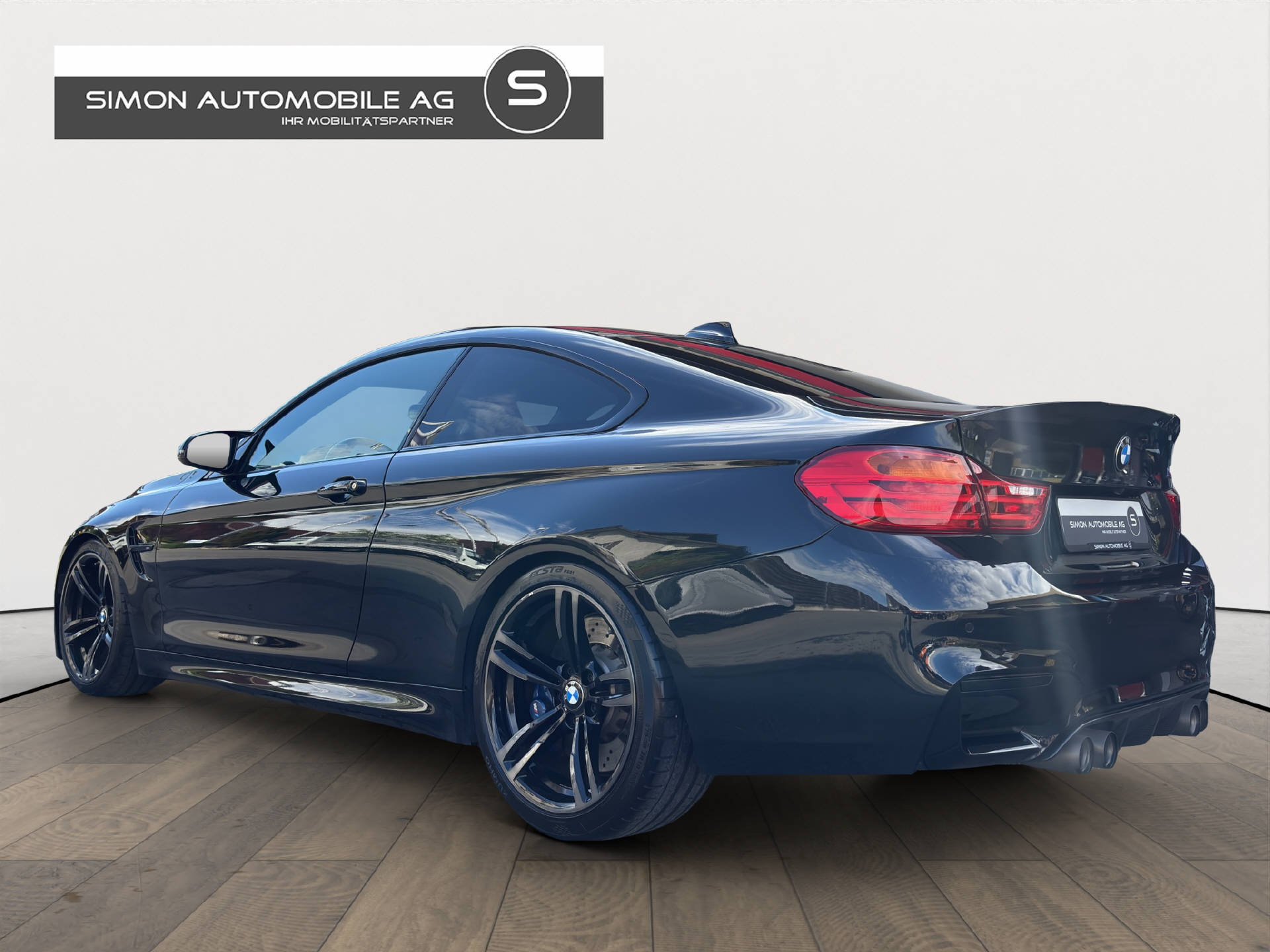 BMW M4 Coupé-image-6