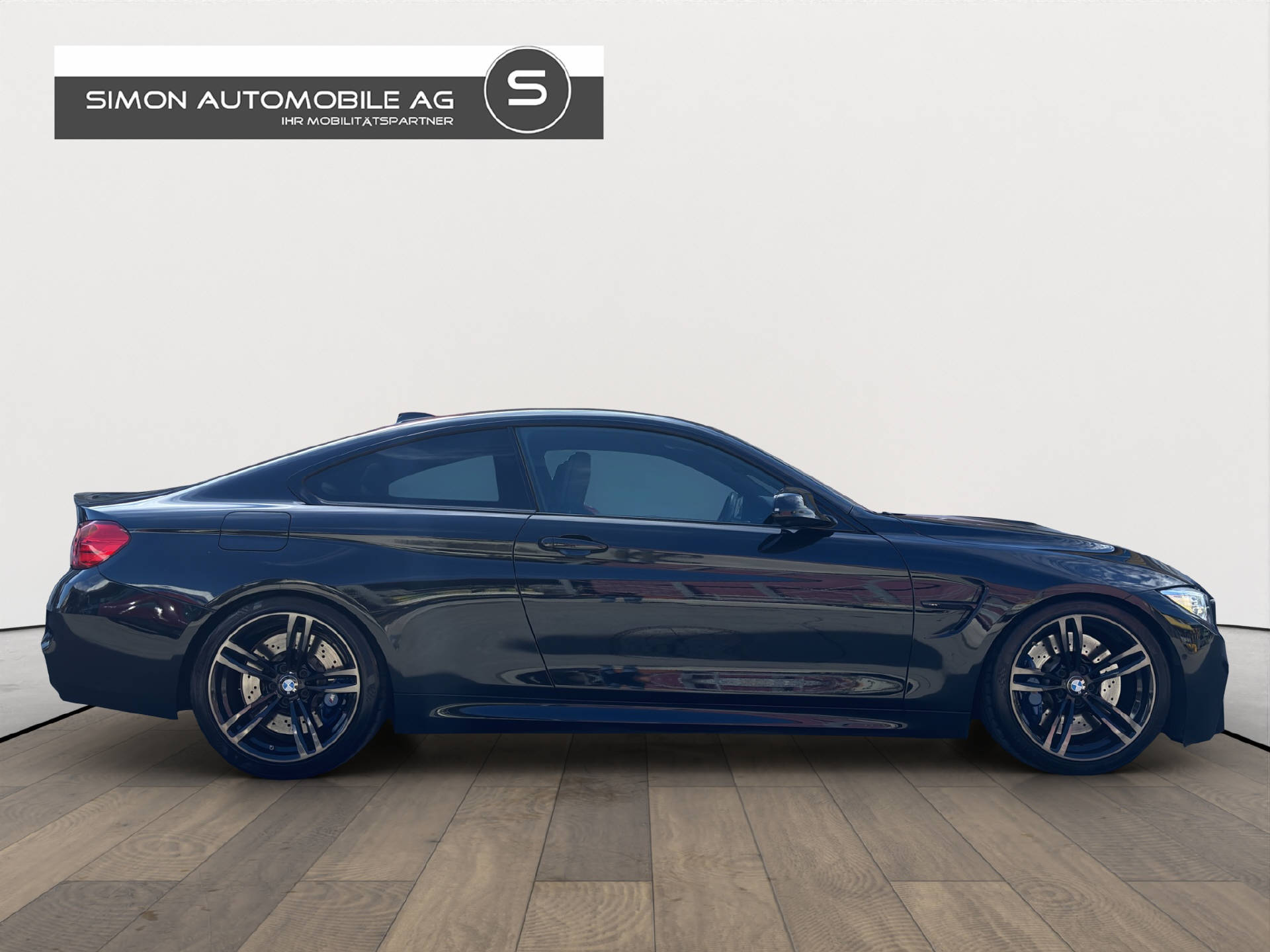 BMW M4 Coupé-image-7