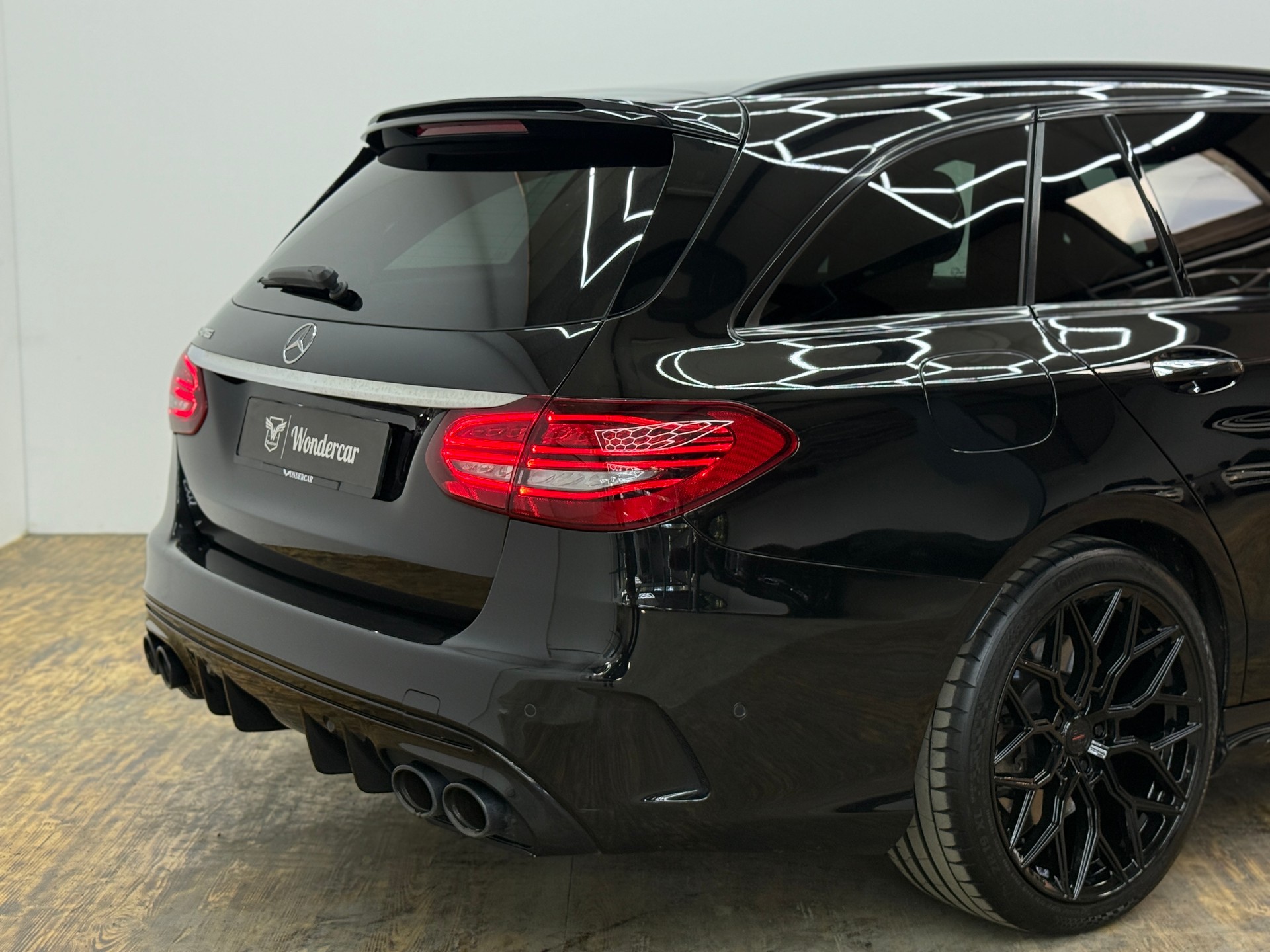 MERCEDES-BENZ C 43 AMG 4Matic 9G-Tronic-image-13