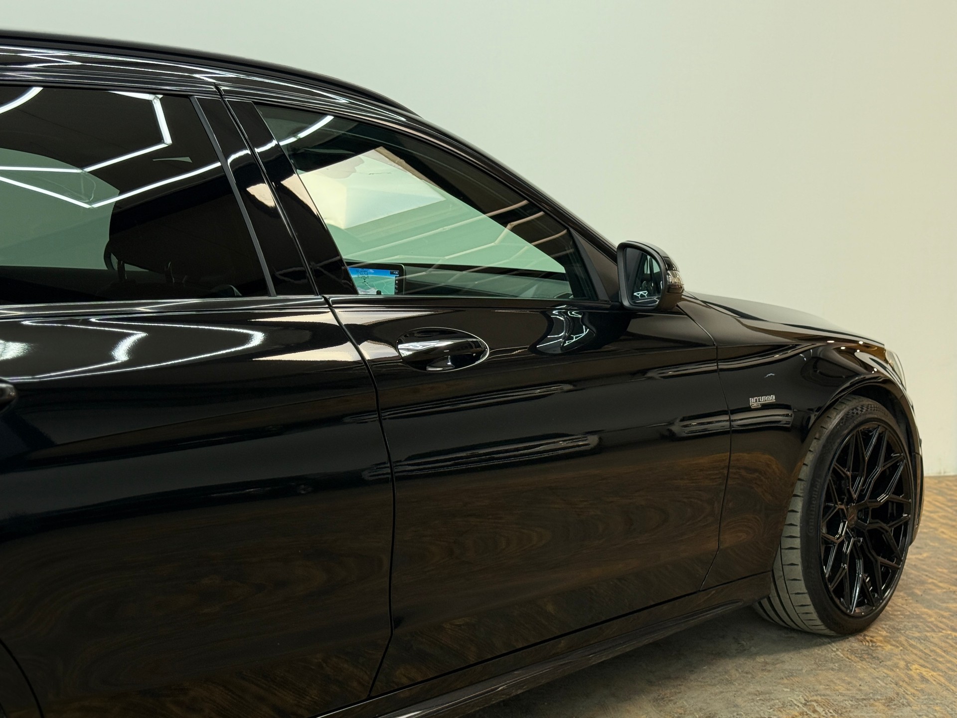 MERCEDES-BENZ C 43 AMG 4Matic 9G-Tronic-image-15