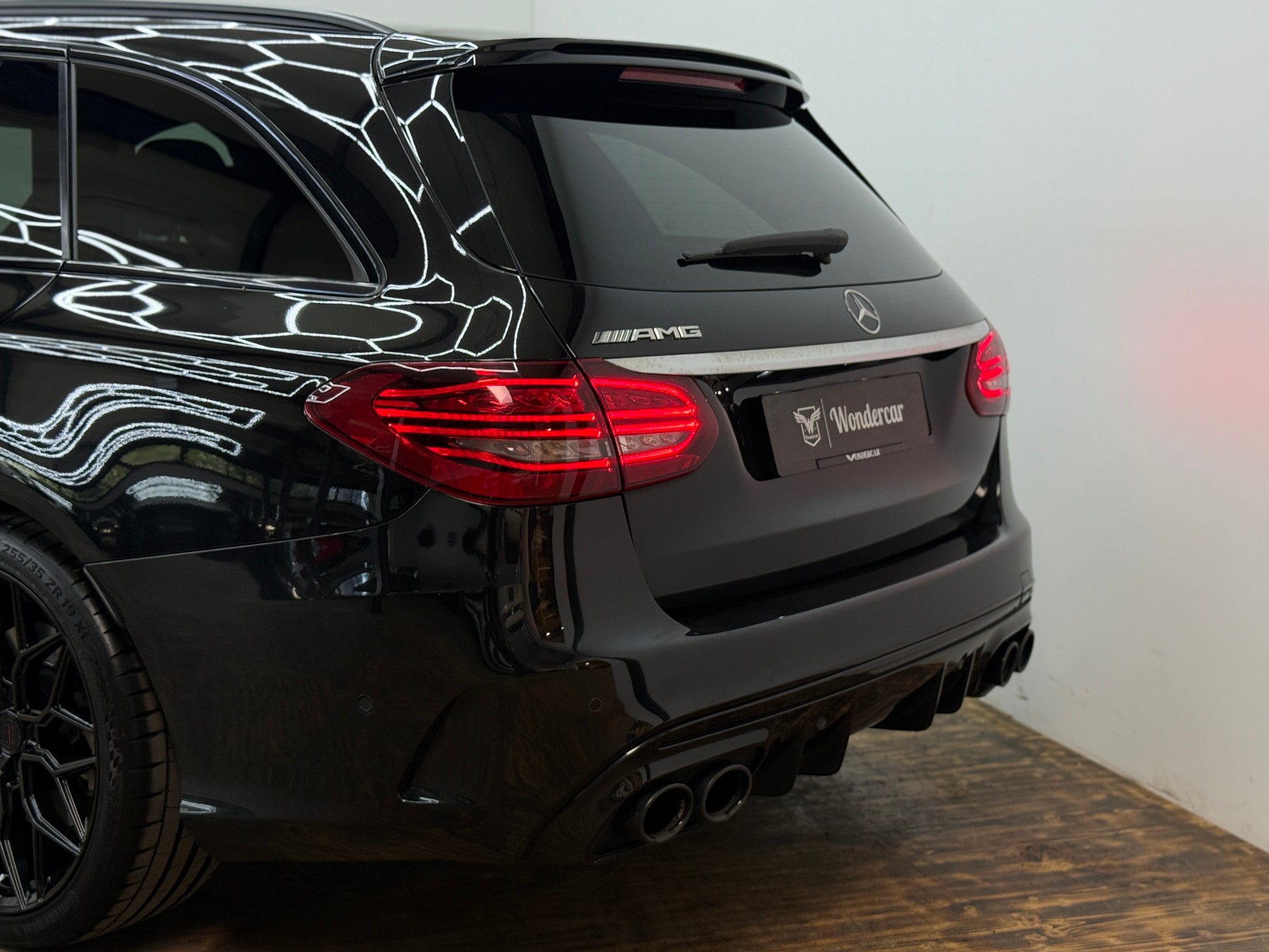 MERCEDES-BENZ C 43 AMG 4Matic 9G-Tronic-image-10