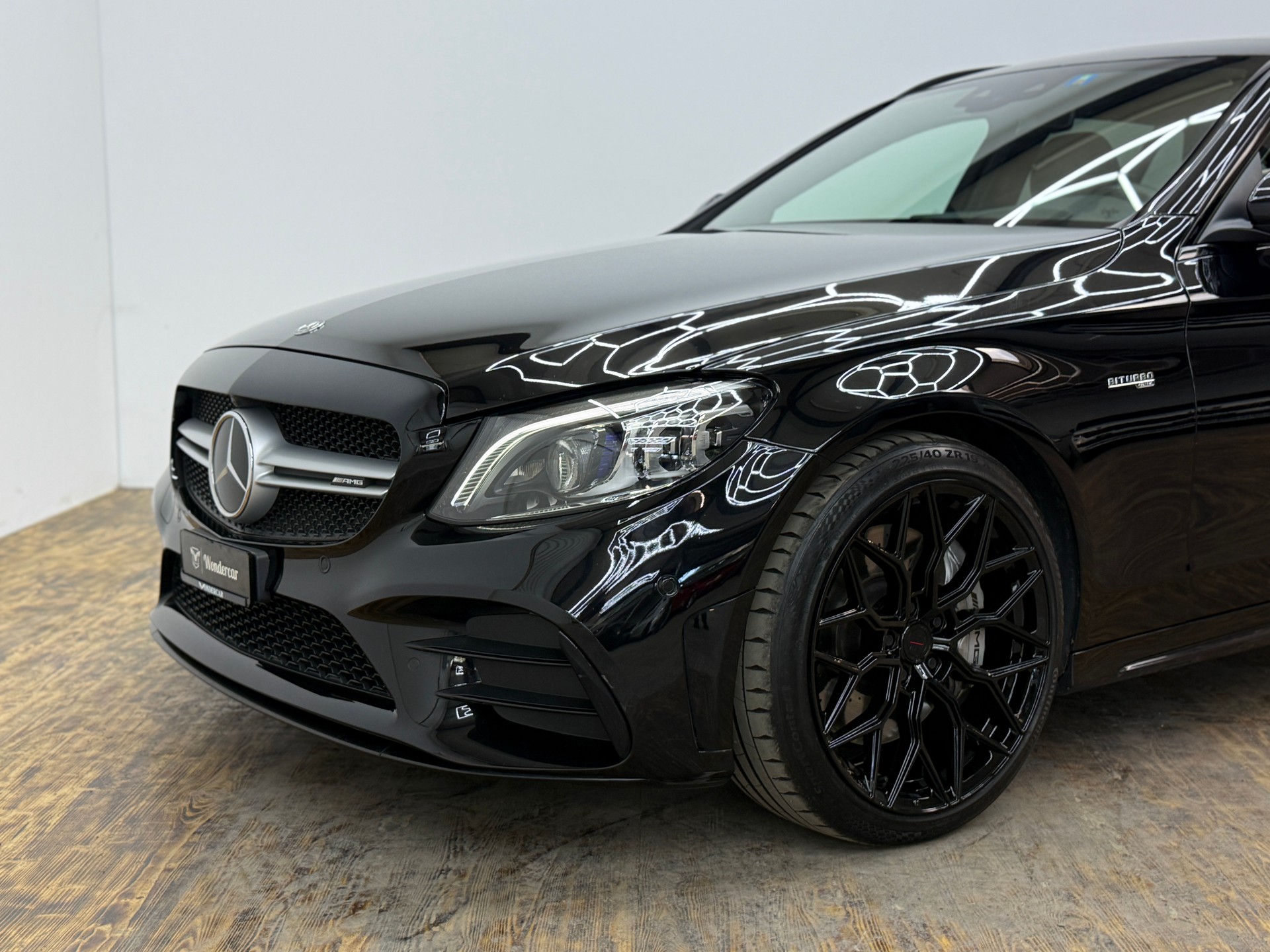 MERCEDES-BENZ C 43 AMG 4Matic 9G-Tronic-image-4