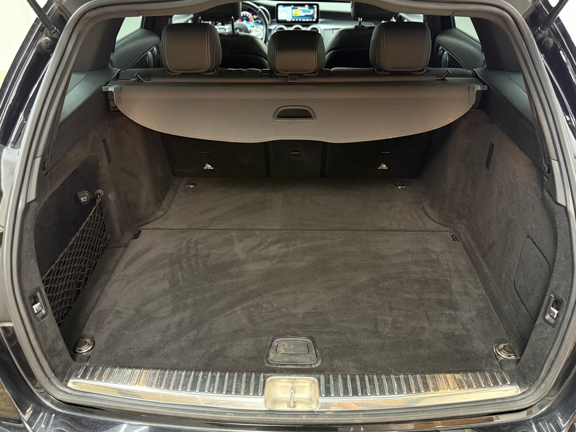 MERCEDES-BENZ C 43 AMG 4Matic 9G-Tronic-image-24