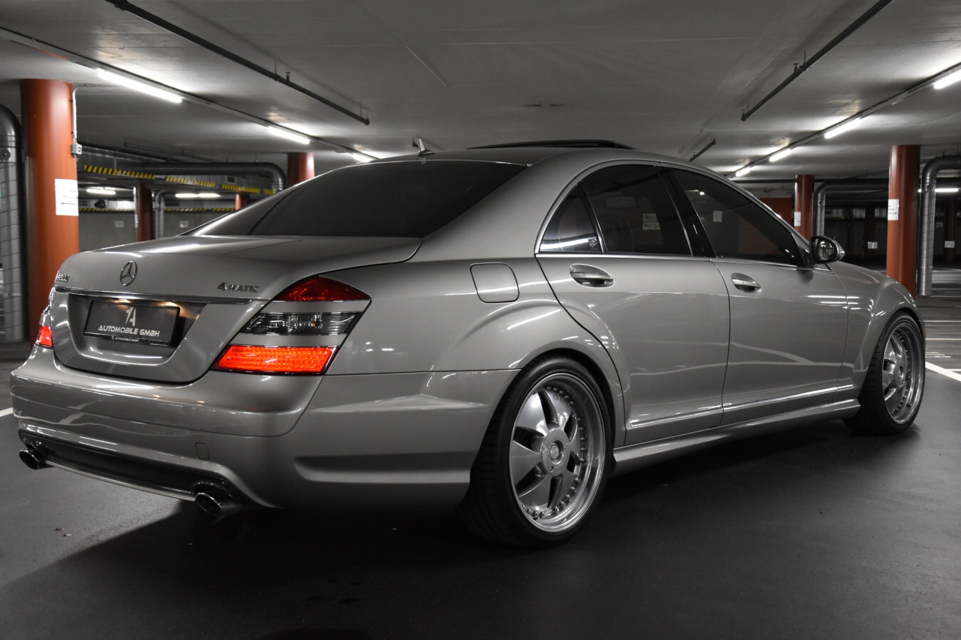 MERCEDES-BENZ S 500 4Matic 7G-Tronic AMG-PAKET-image-10