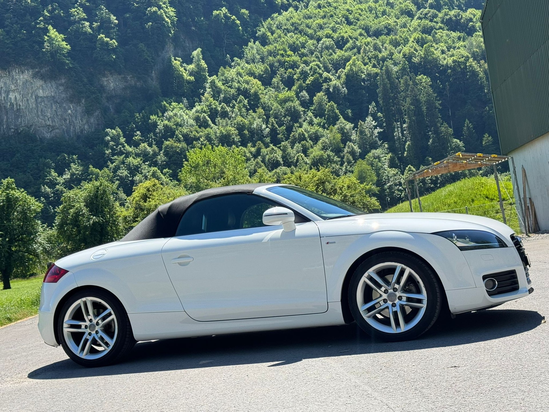 AUDI TT Roadster 1.8 TFSI S-tronic-showroom-element-2
