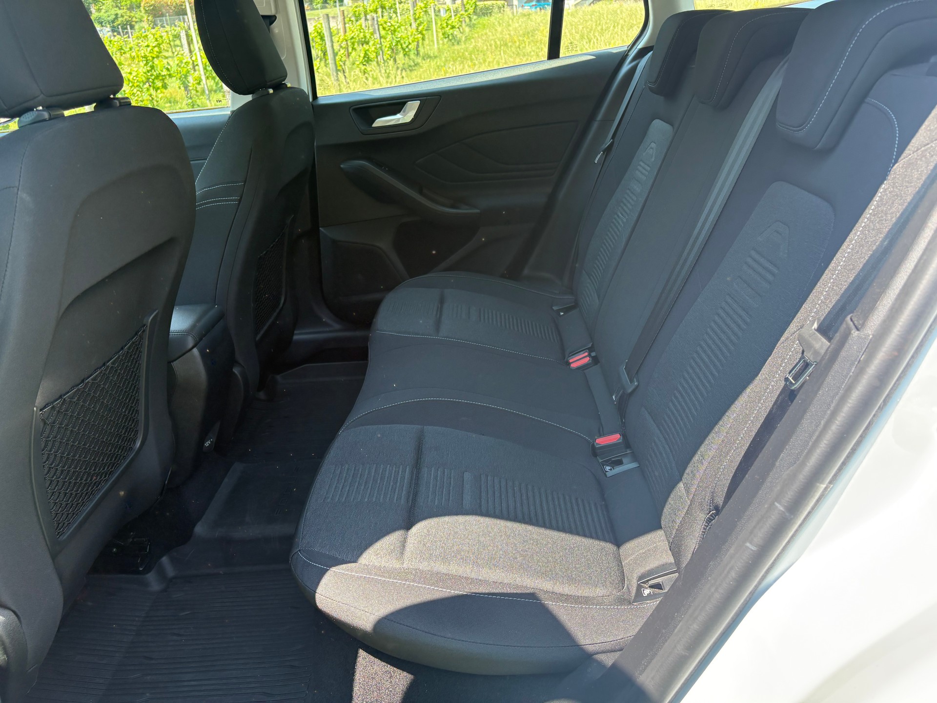 FORD Focus 1.0 SCTi Active-image-10