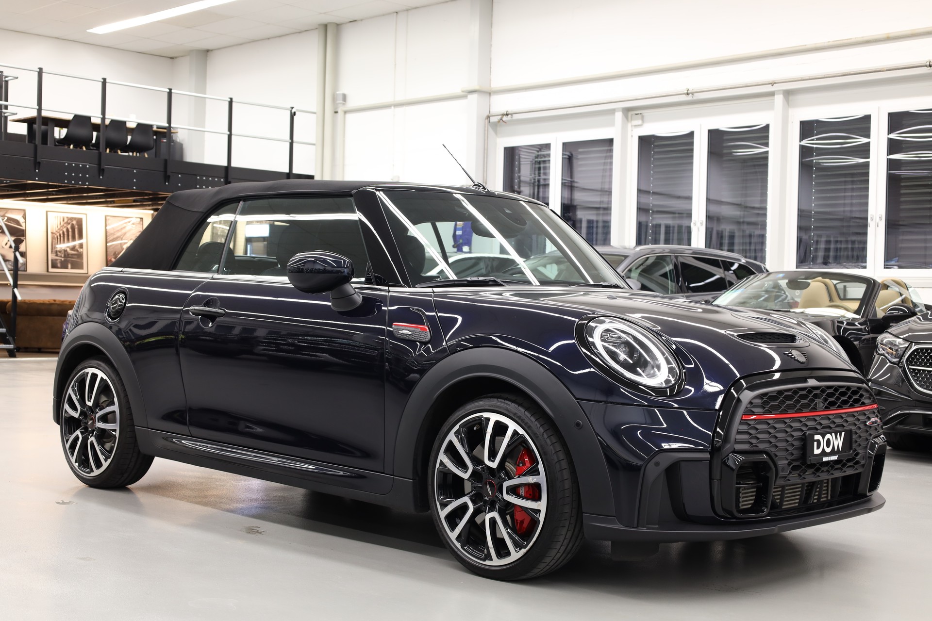 MINI Cabrio F57 2.0i John Cooper Works SAG-showroom-element-1