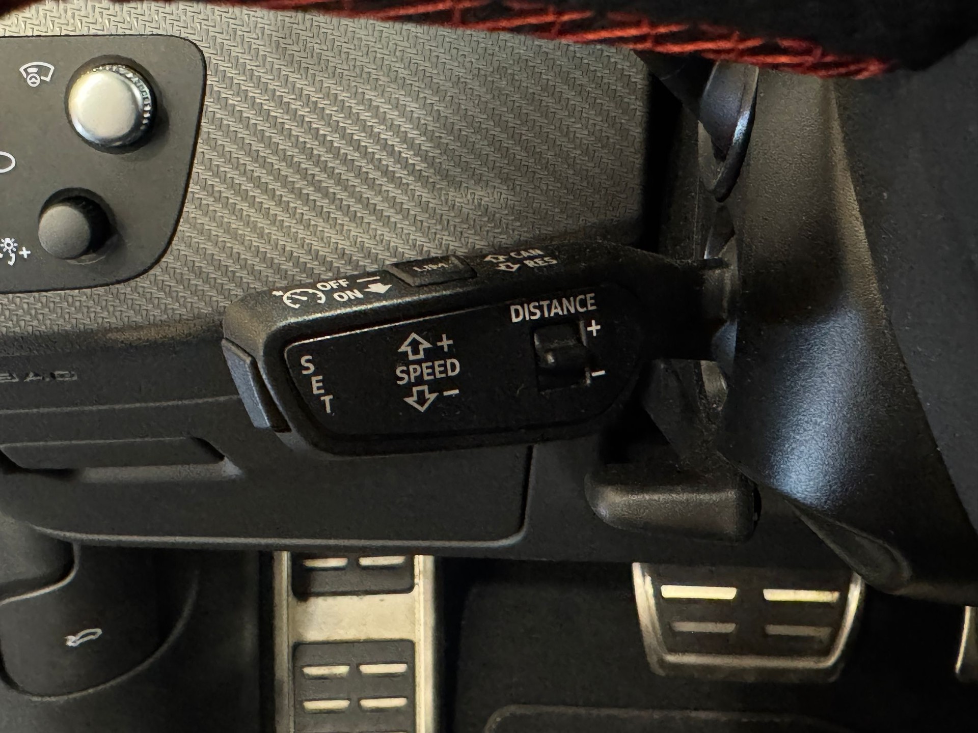 AUDI RS4 Avant quattro tiptronic-image-14