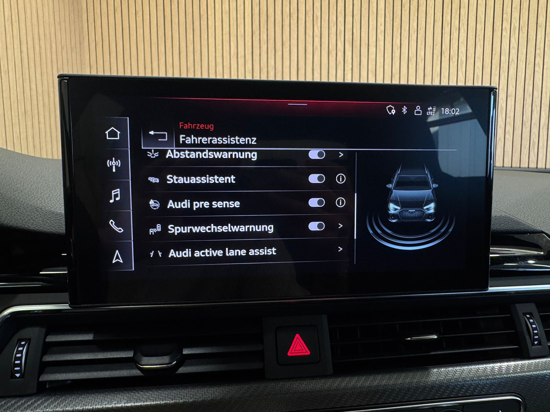 AUDI RS4 Avant quattro tiptronic-image-26
