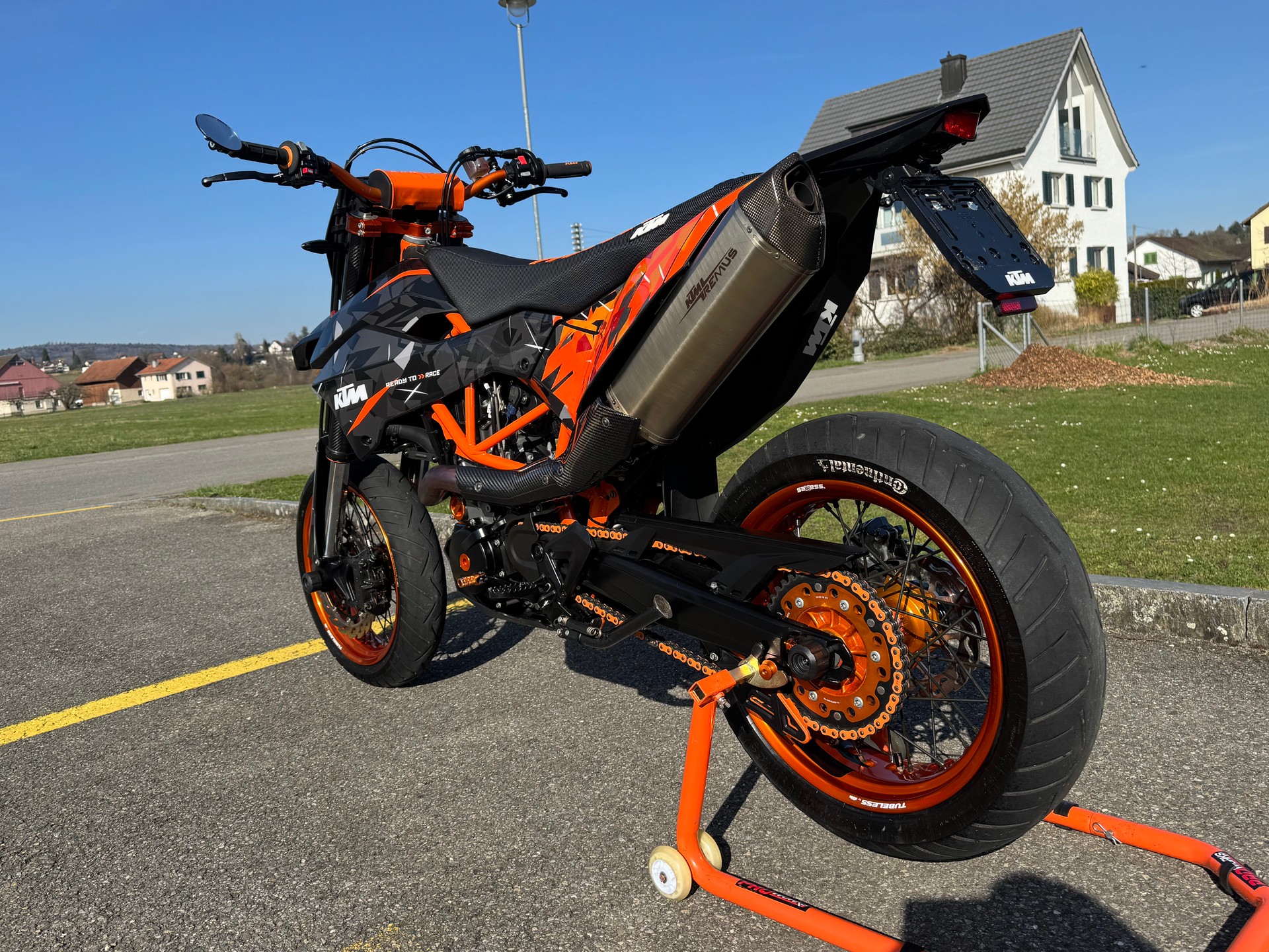KTM 690 SMC R-image-3