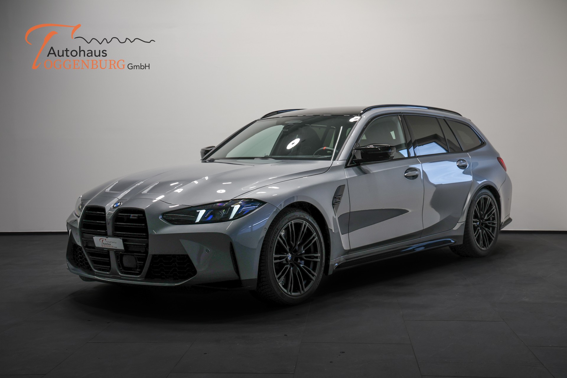 BMW M3 Touring xDrive Competition M *530PS*BMW Werksgarantie bis 10.2028*-showroom-element-1