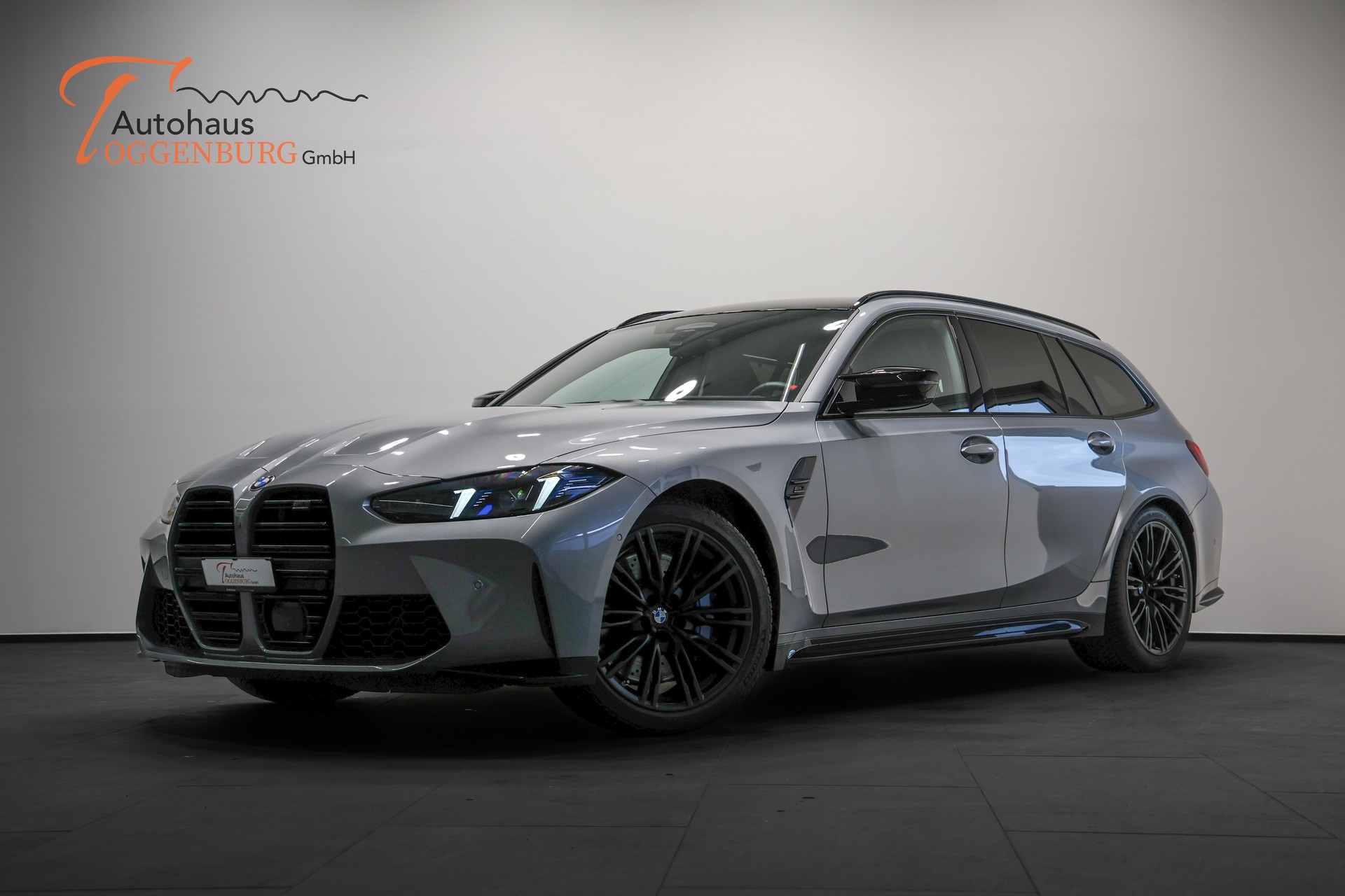 BMW M3 Touring xDrive Competition M *530PS*BMW Werksgarantie bis 10.2028*-showroom-element-2
