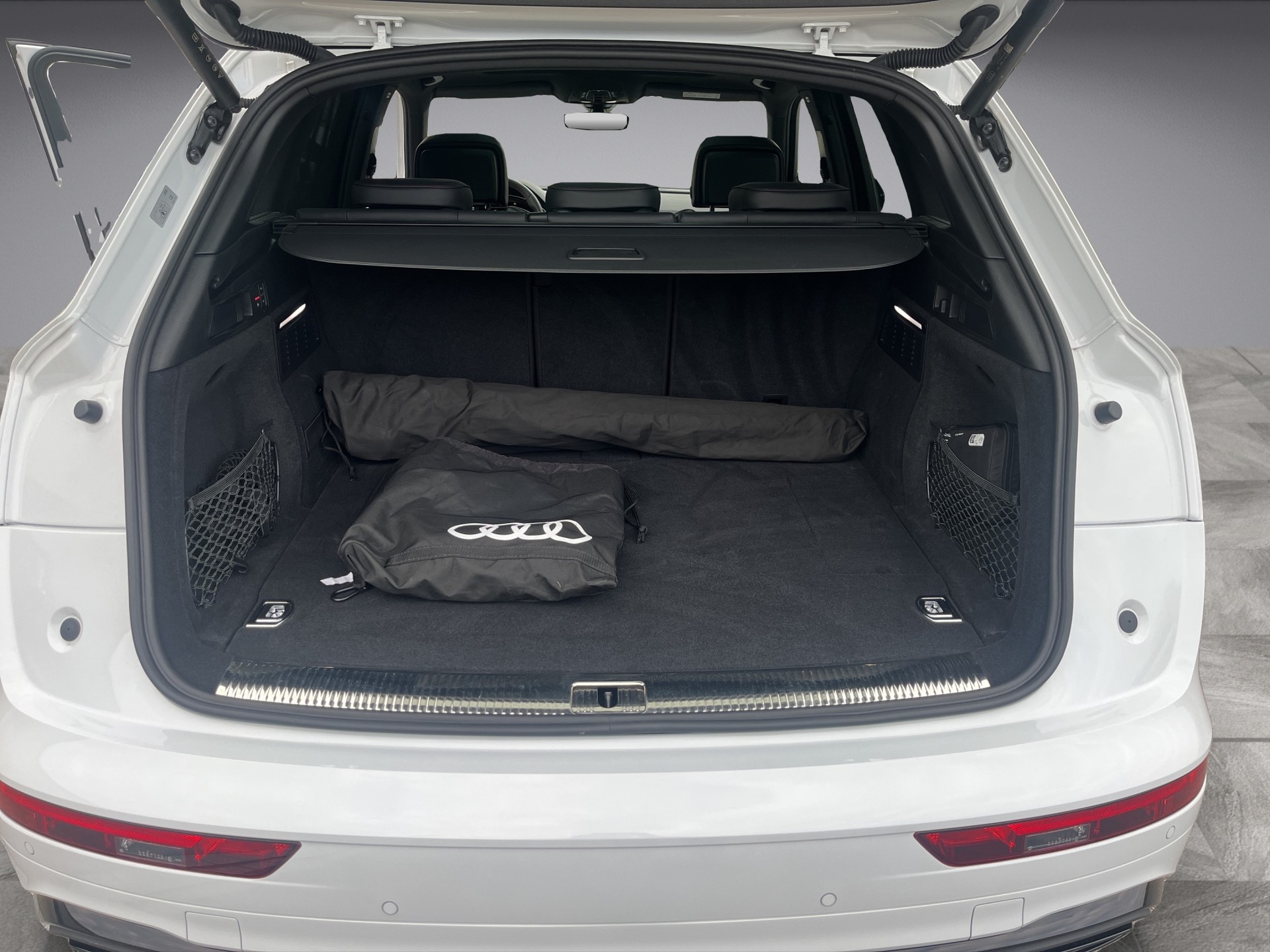 AUDI Q5 55 TFSI e PHEV S line quattro S-tronic*Buiness, Luftfederung, Head-up, B&O, AHK, Panodach, (5-Jahre Garantie)-image-14