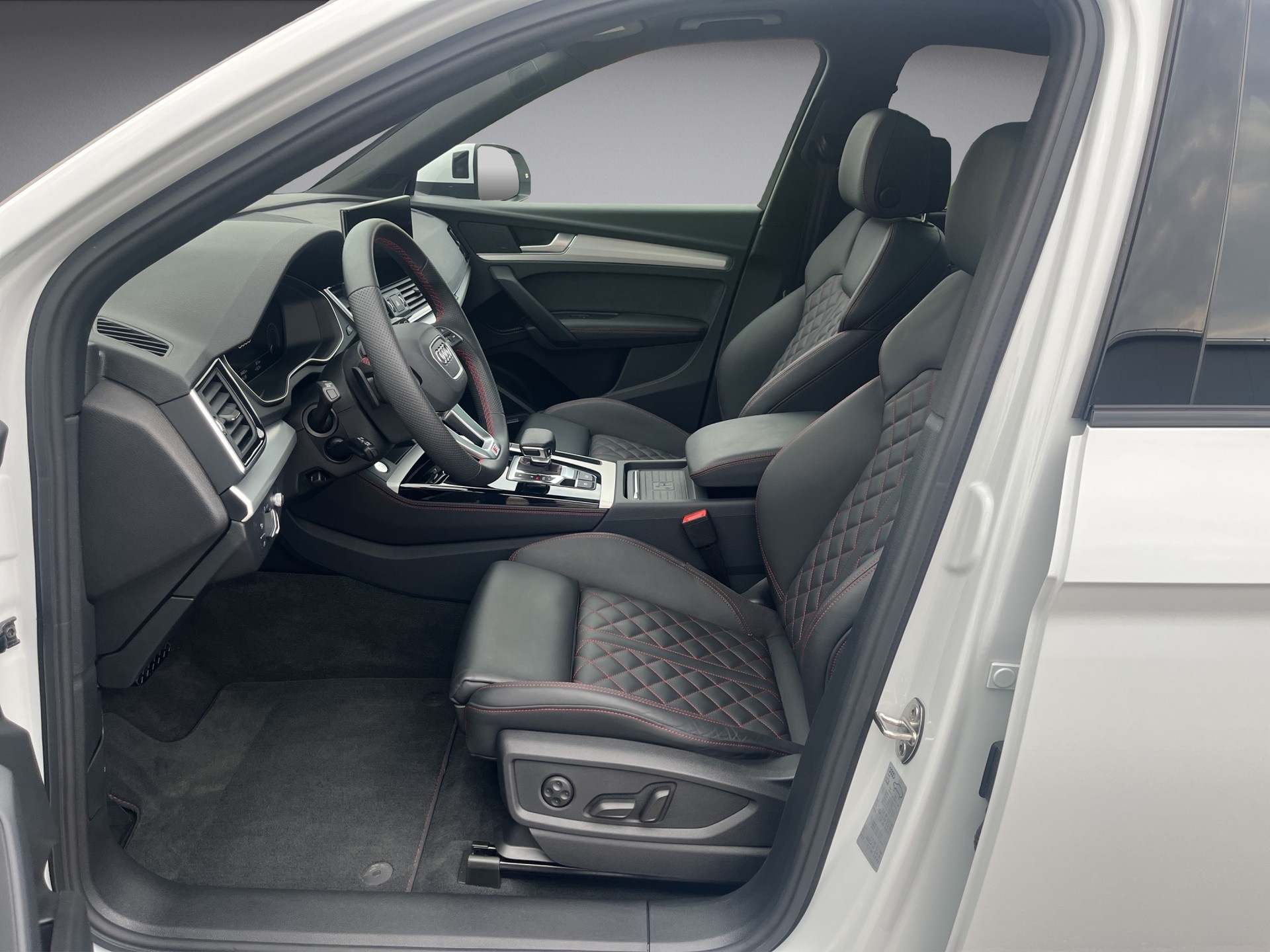 AUDI Q5 55 TFSI e PHEV S line quattro S-tronic*Buiness, Luftfederung, Head-up, B&O, AHK, Panodach, (5-Jahre Garantie)-image-8