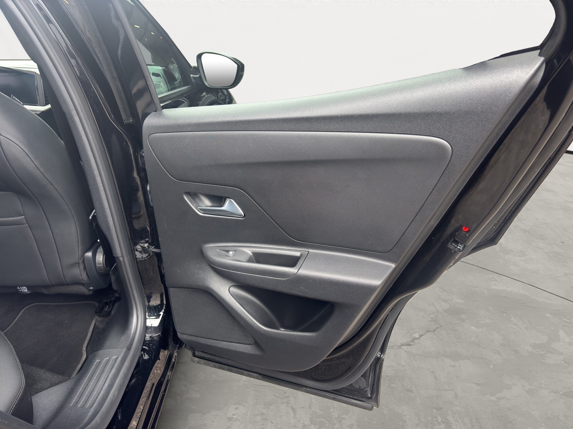 OPEL Mokka 1.2 Direct Injection Turbo GS Celebration Aut.-image-17