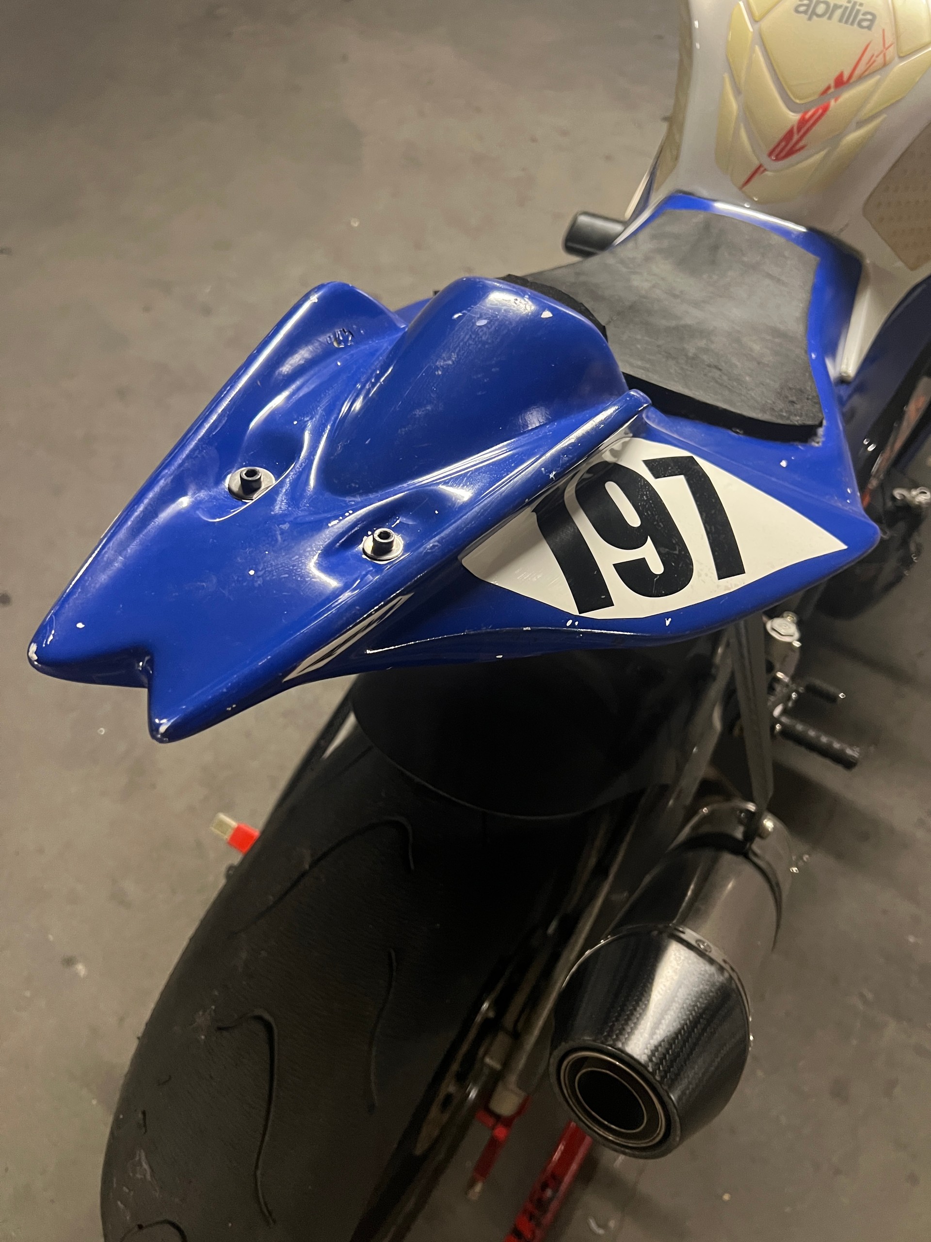APRILIA RSV4 R-image-9