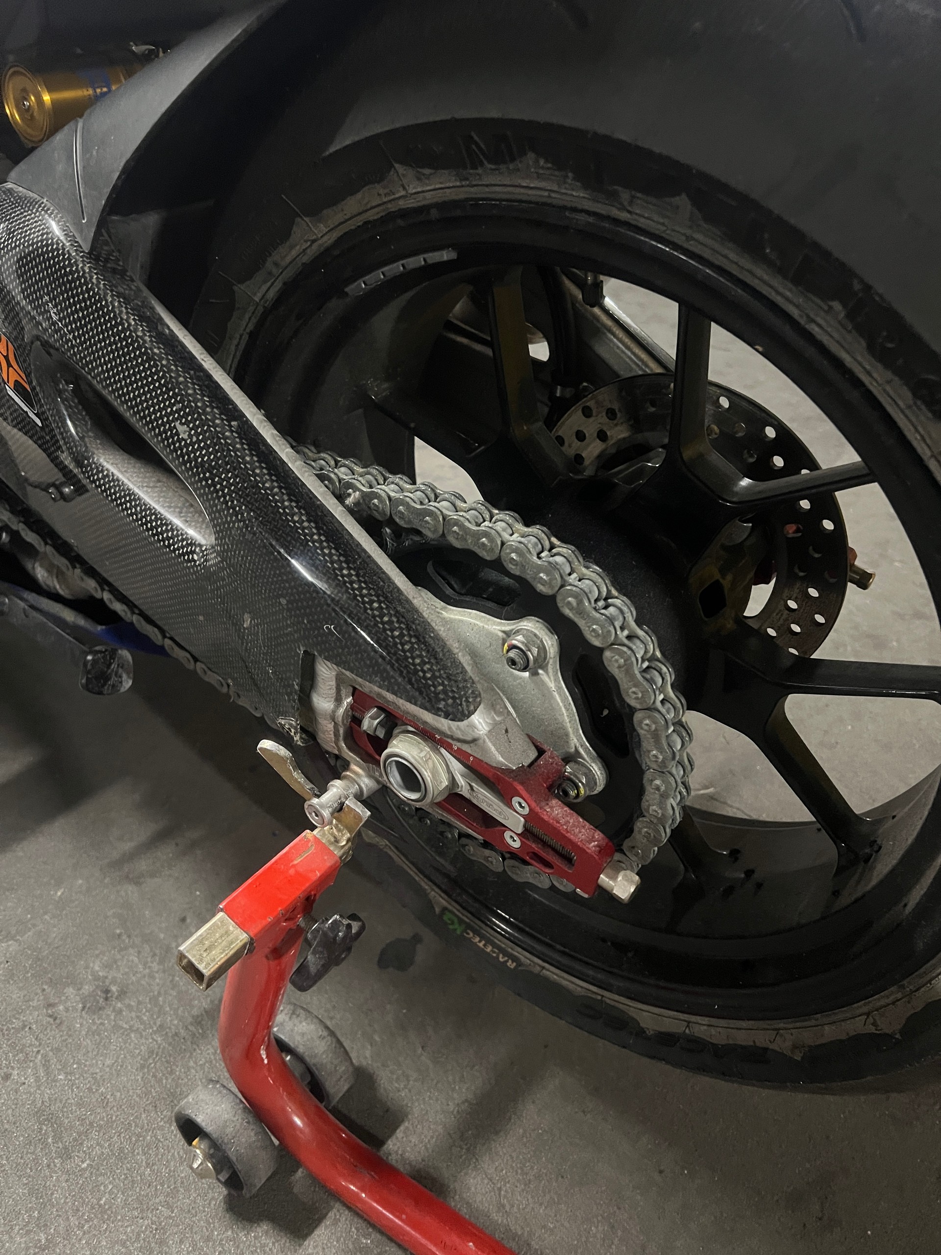 APRILIA RSV4 R-image-6