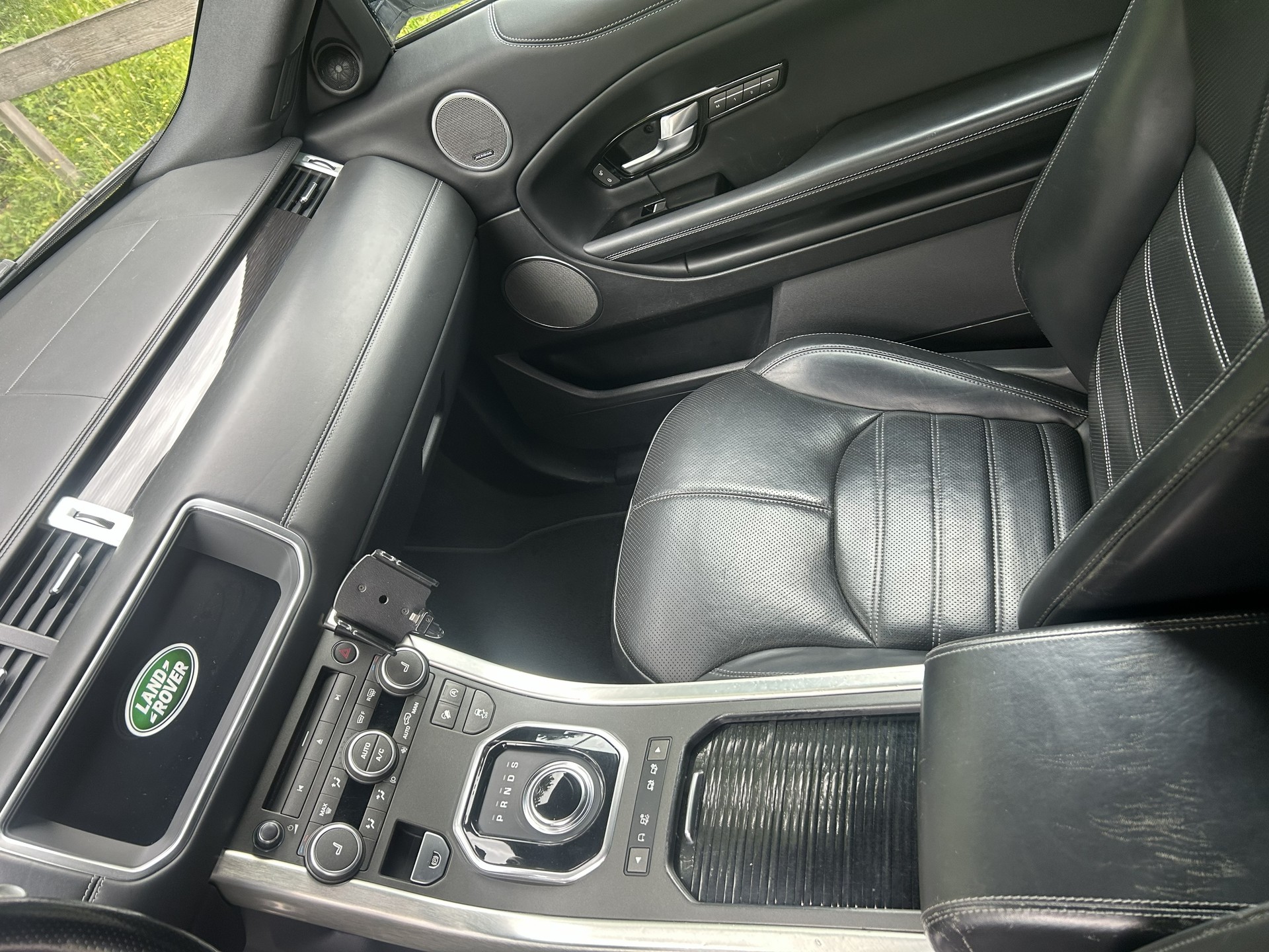 LAND ROVER 2.0 Si4 SE Dynamic-image-7
