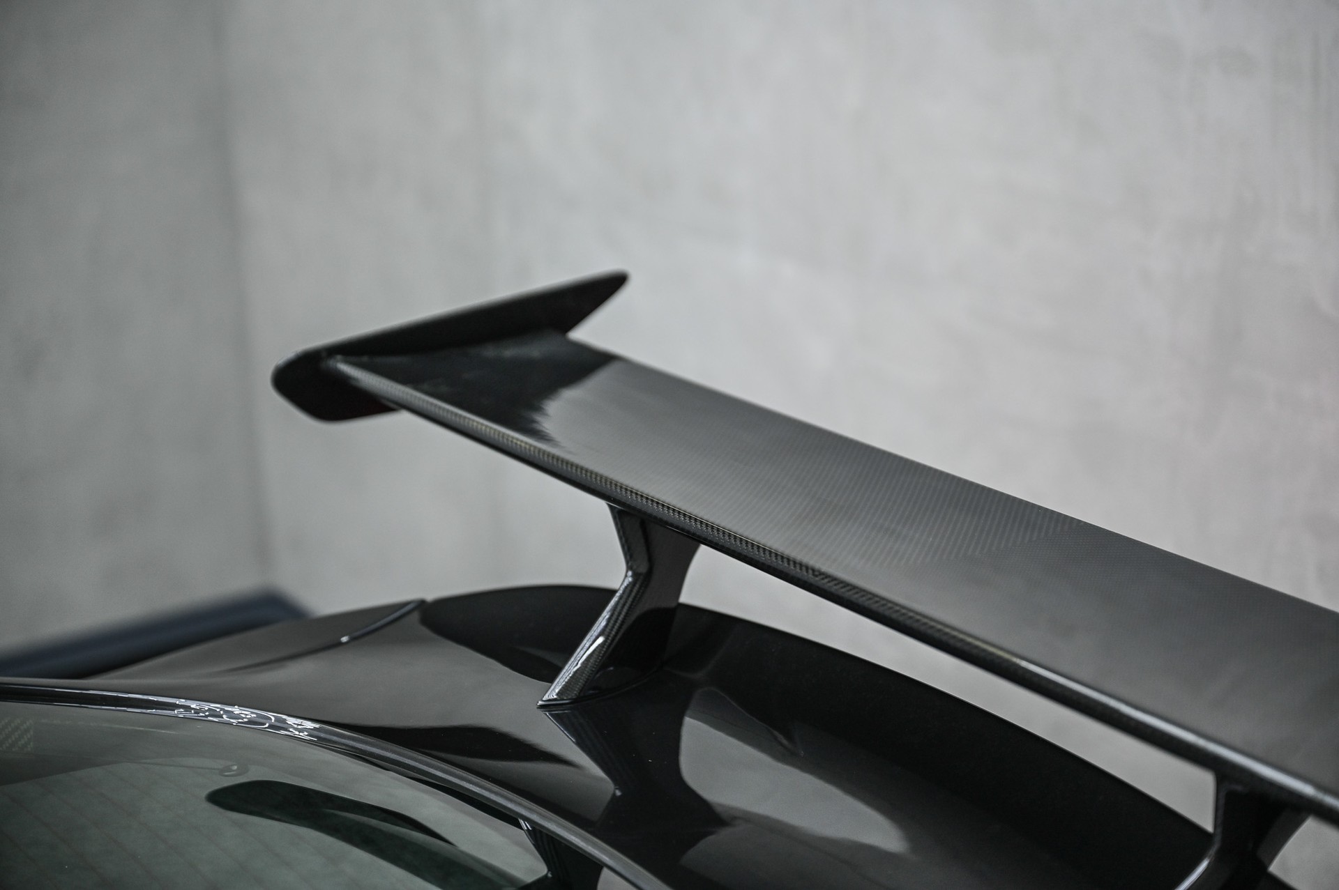 ASTON MARTIN V8 Vantage Coupé 4.7 GT8-image-15