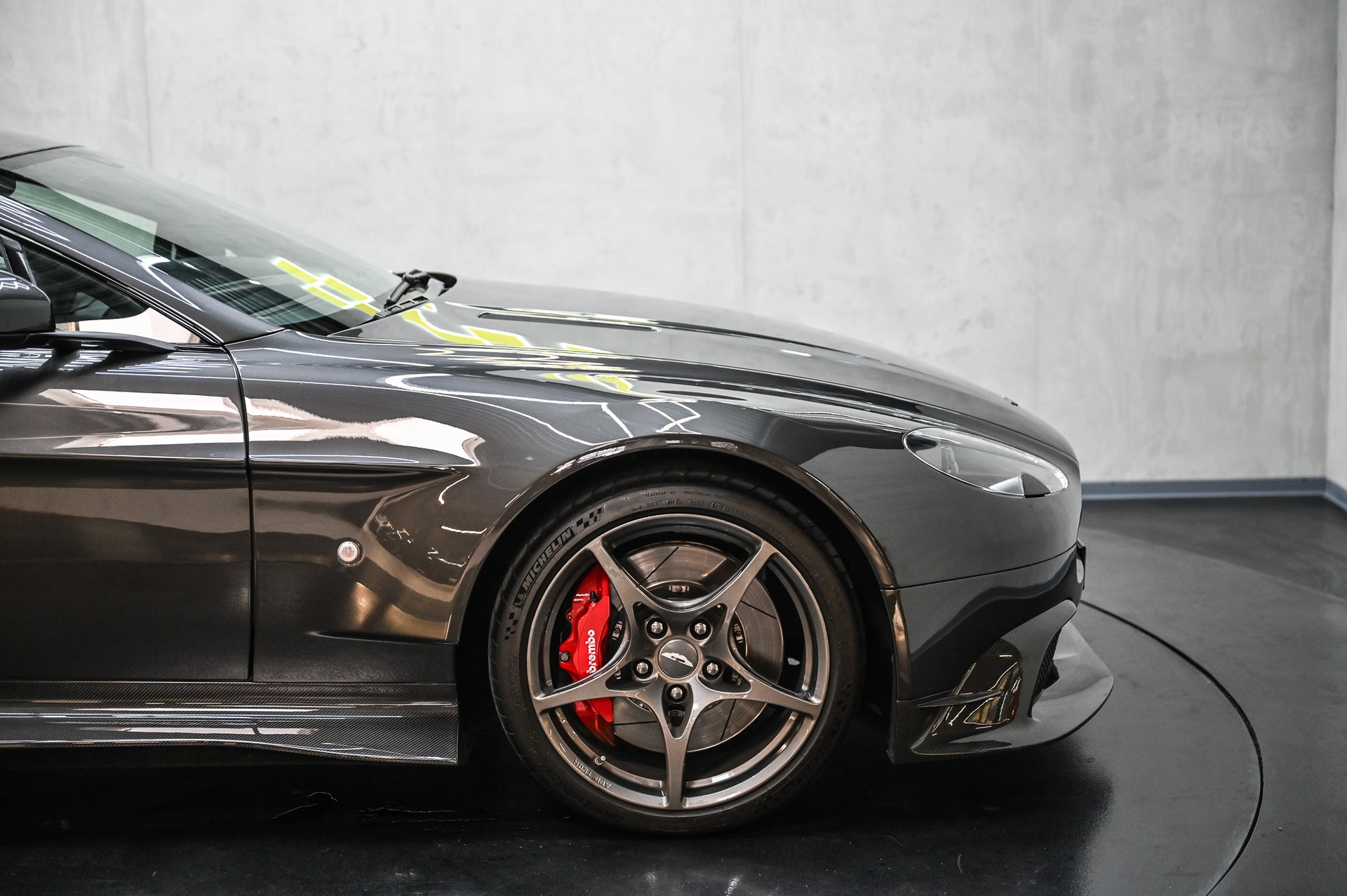 ASTON MARTIN V8 Vantage Coupé 4.7 GT8-image-13