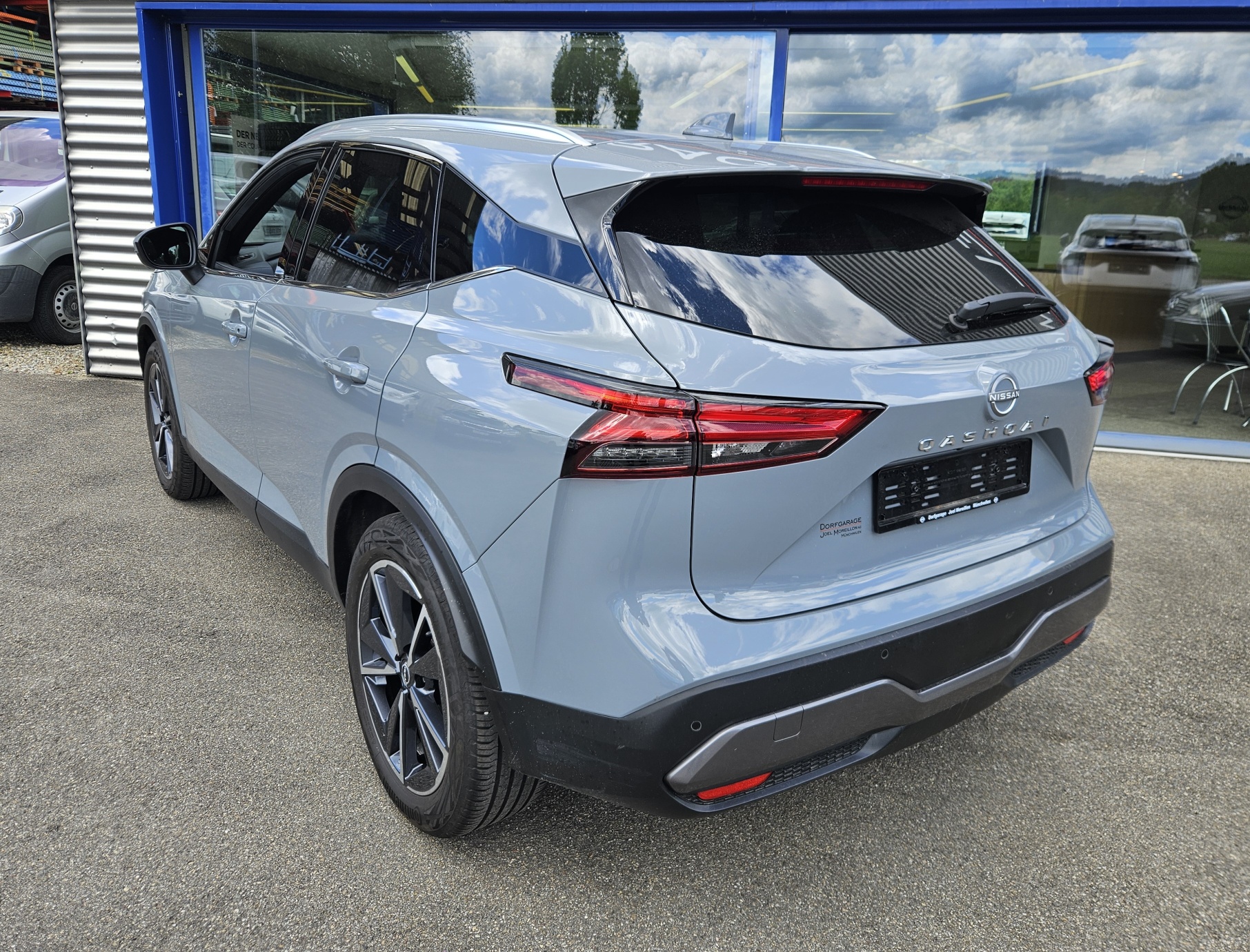 NISSAN Qashqai 1.3 DIG-T MHEV Tekna Xtronic 4x4-showroom-element-2