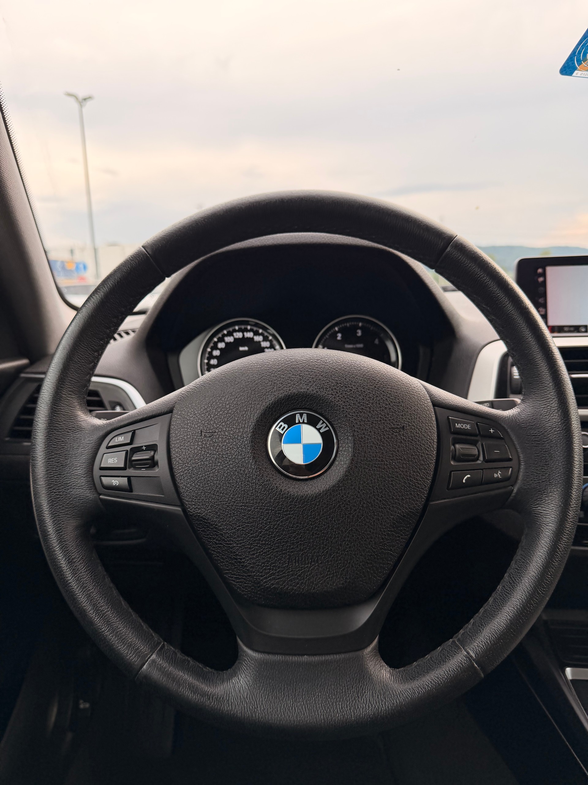BMW 120d xDrive Steptronic-image-19