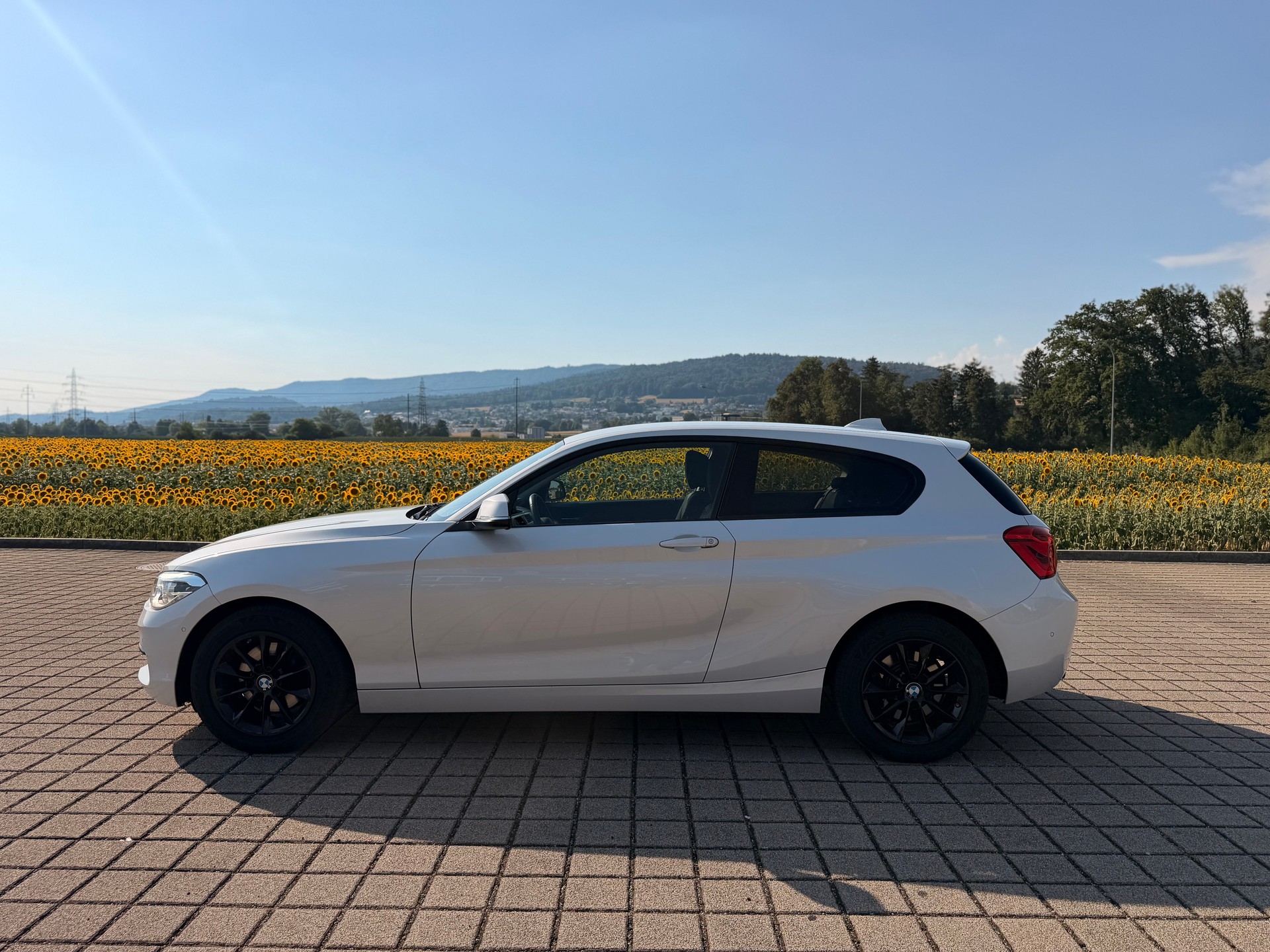 BMW 120d xDrive Steptronic-image-15