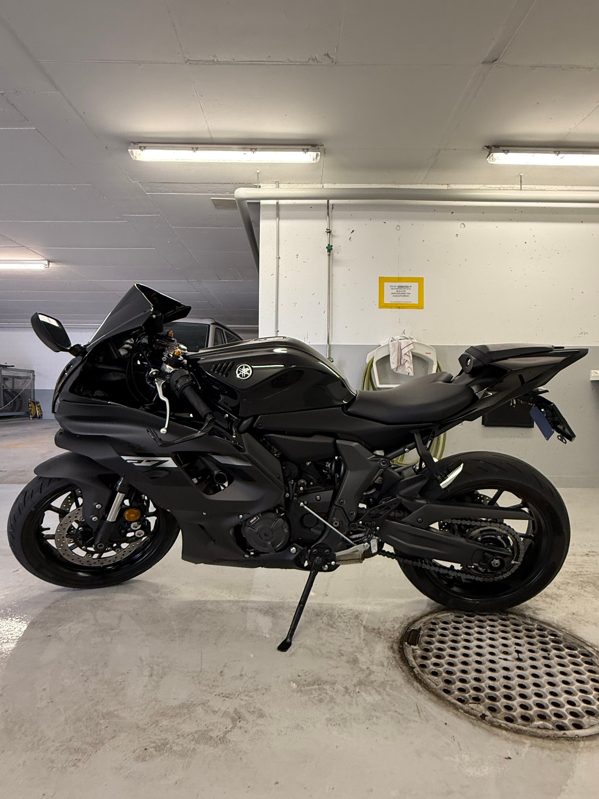 YAMAHA YZF-R7 (35kW)-image-7