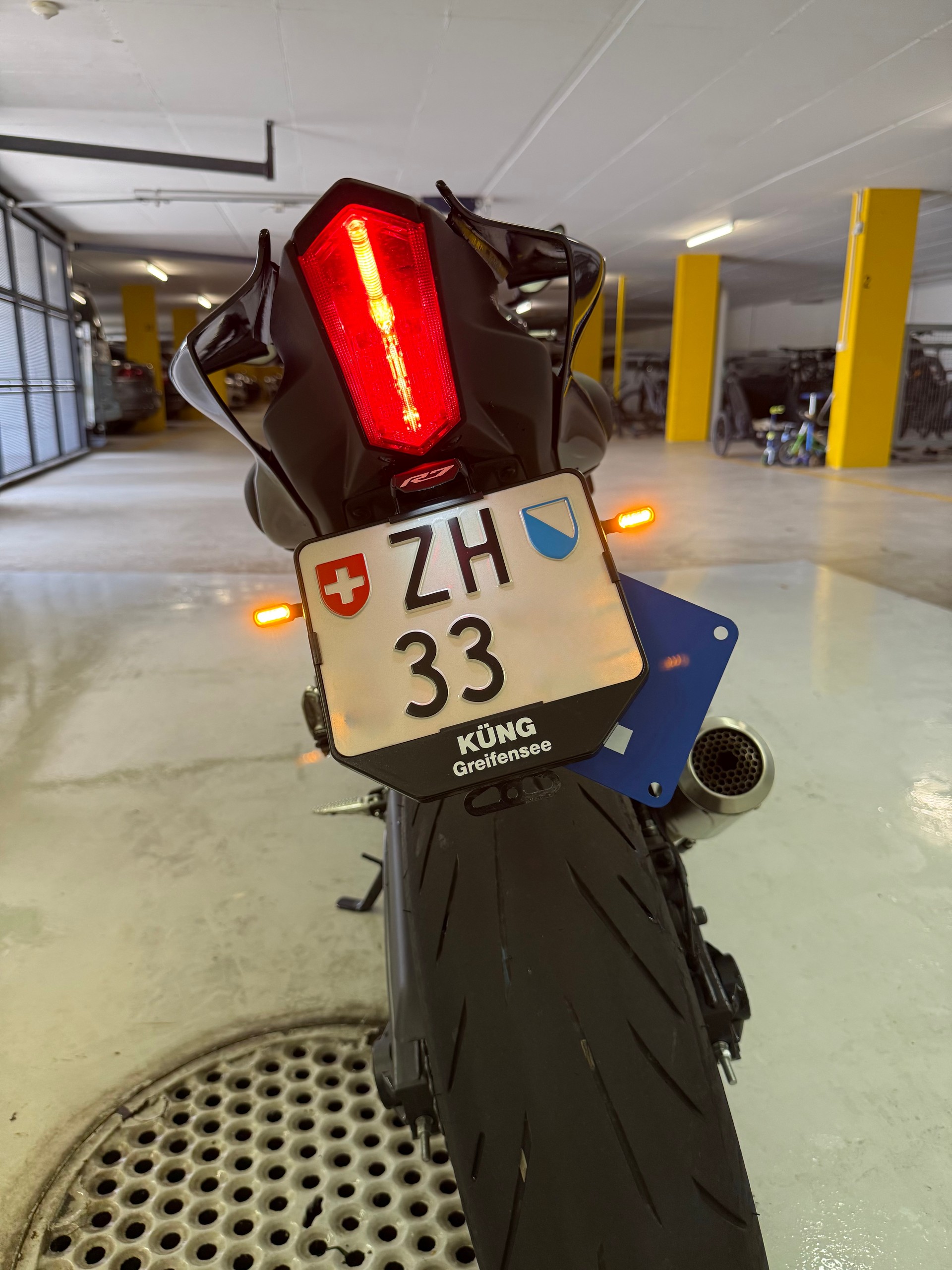 YAMAHA YZF-R7 (35kW)-image-6