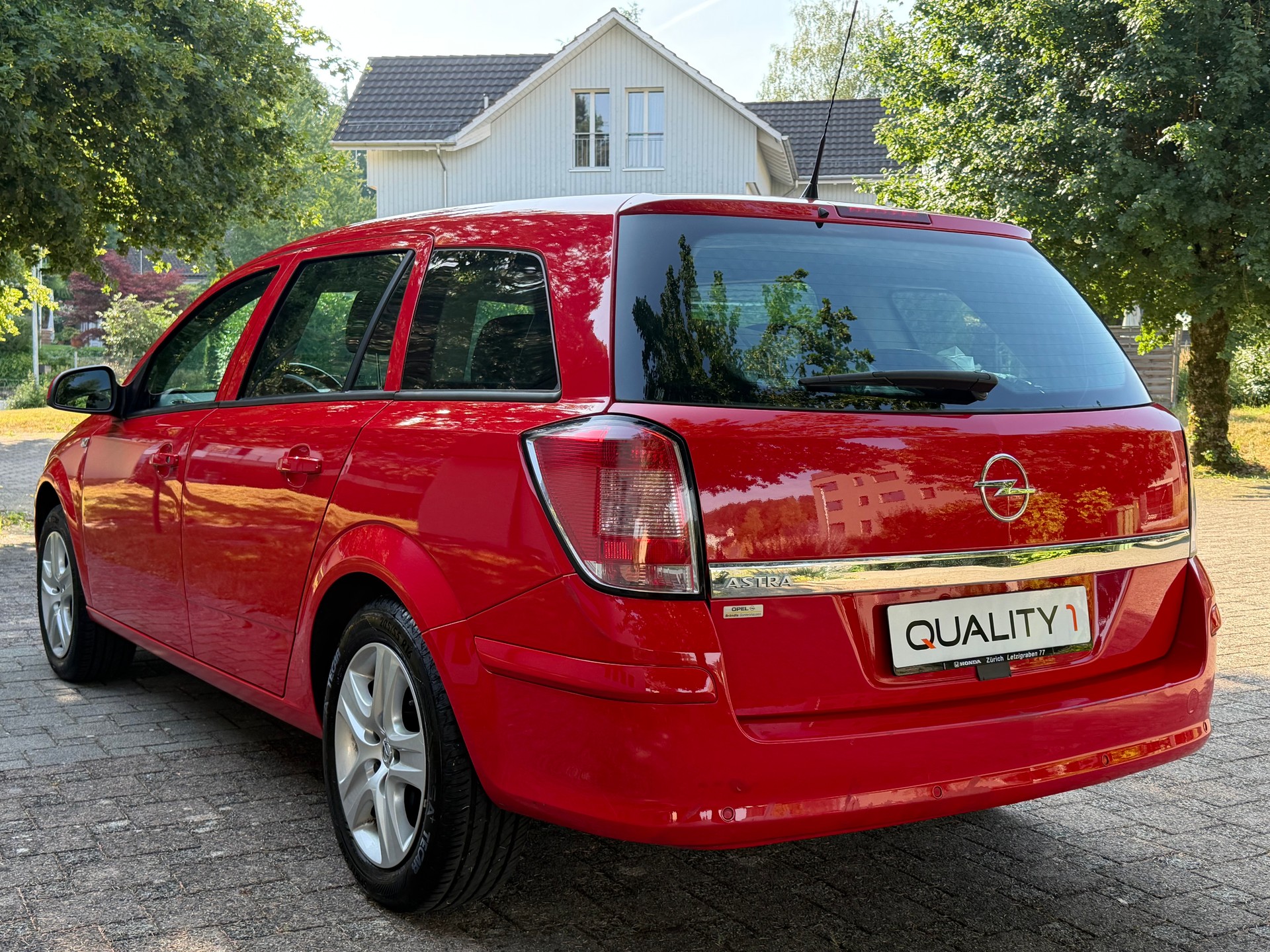 OPEL Astra Caravan 1.8i 16V Enjoy-image-4