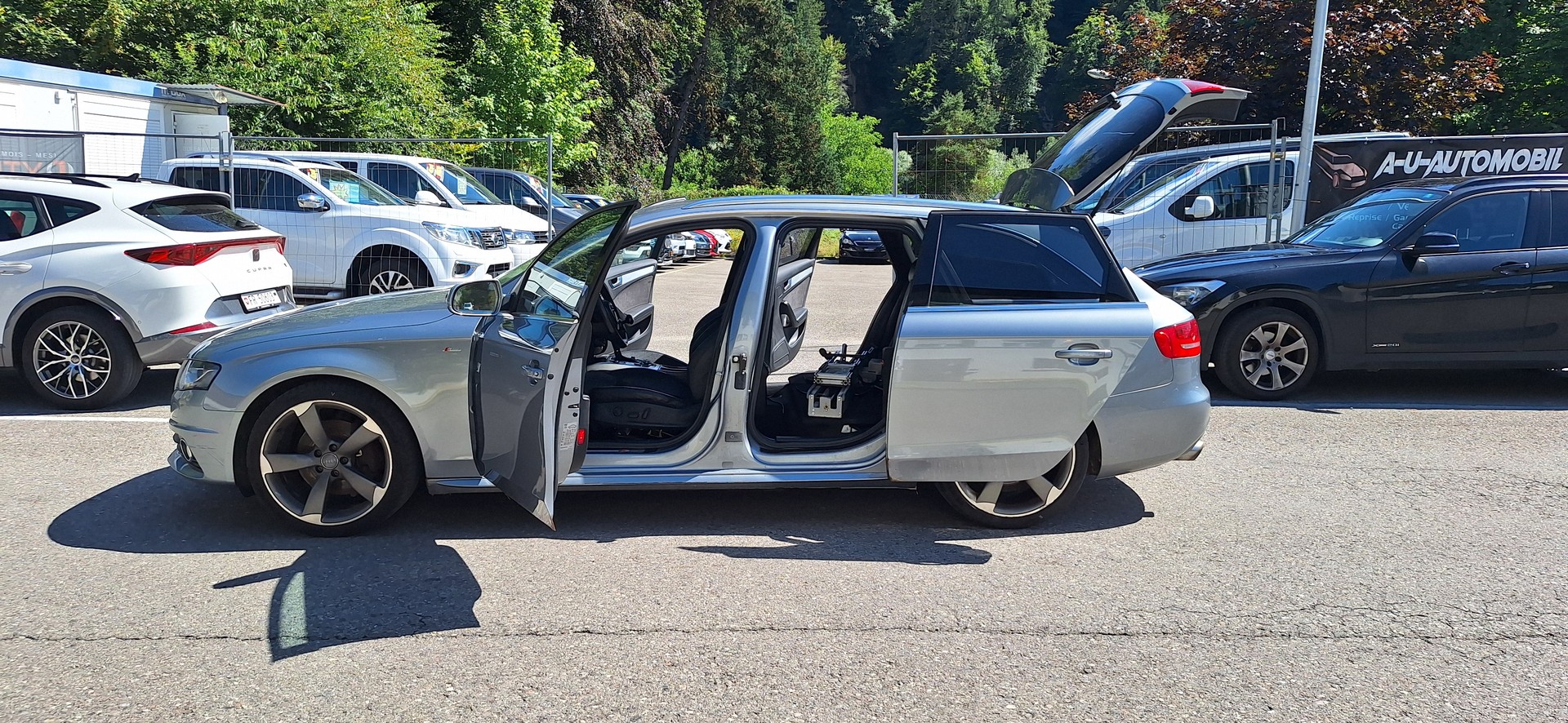 AUDI A4 Avant 2.0 TFSI quattro S-tronic-image-17