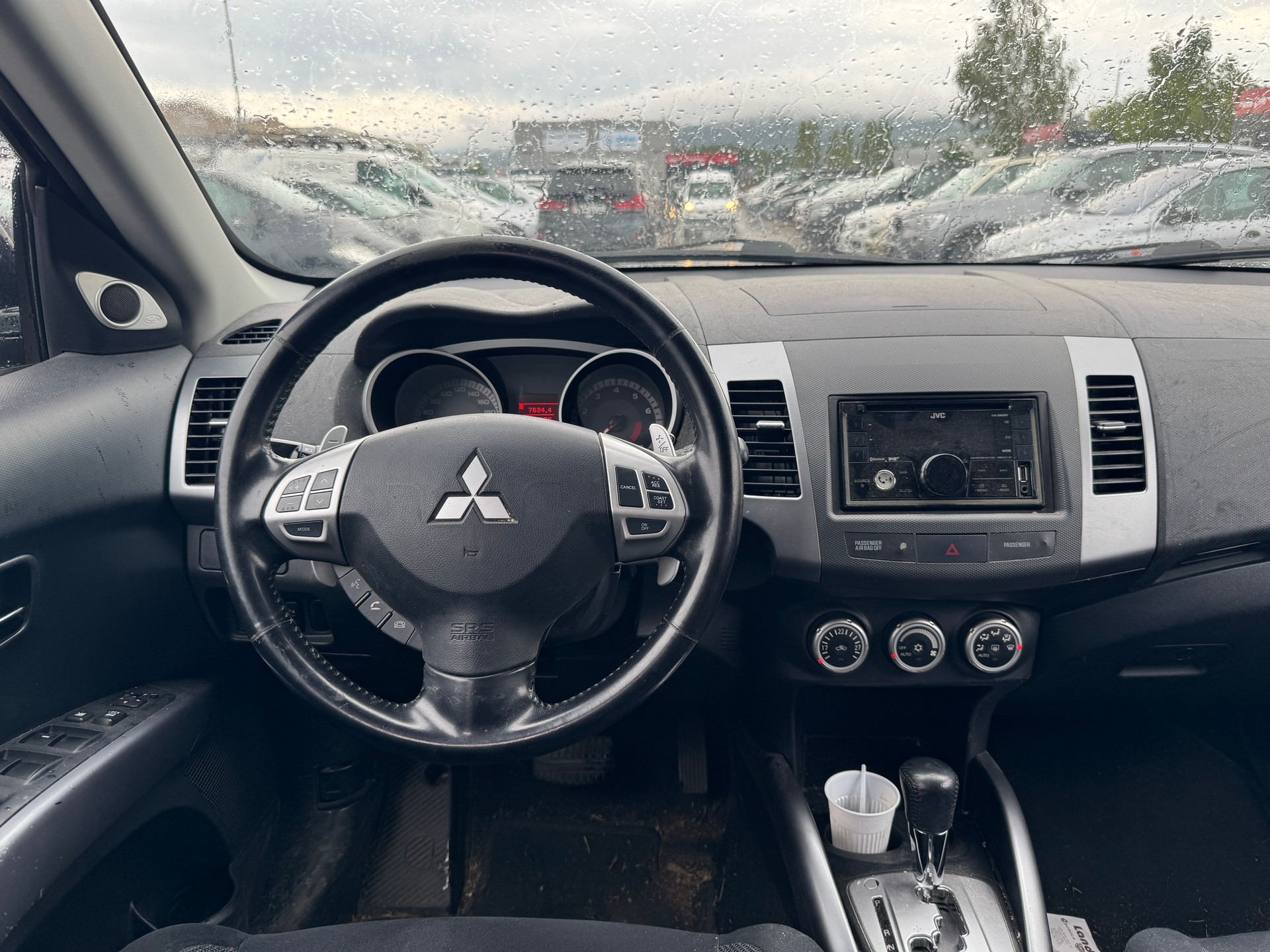 MITSUBISHI Outlander 2.4 Invite 4WD CVT-image-6