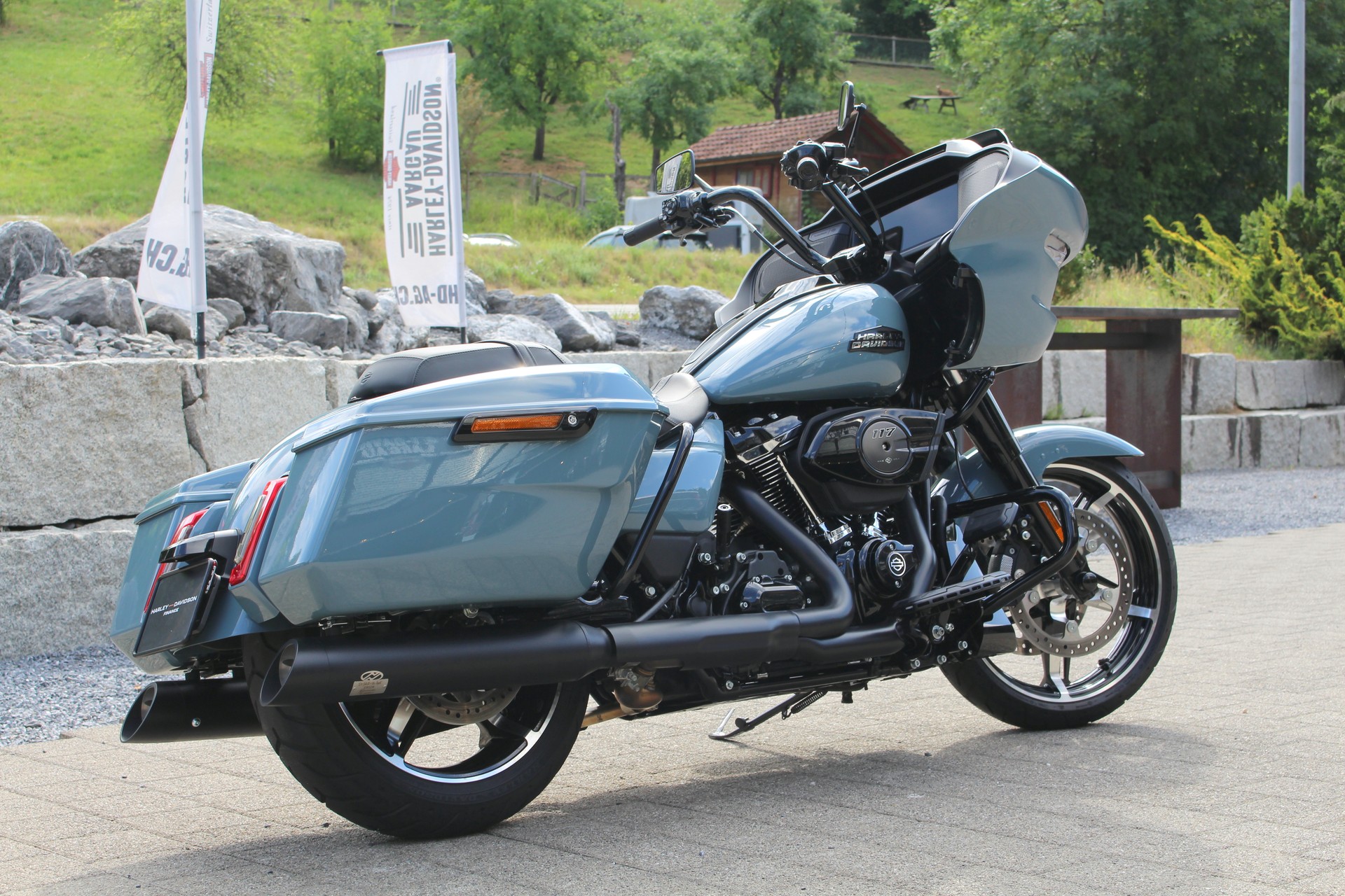 HARLEY-DAVIDSON FLTRX Road Glide Black Finish 117-image-2