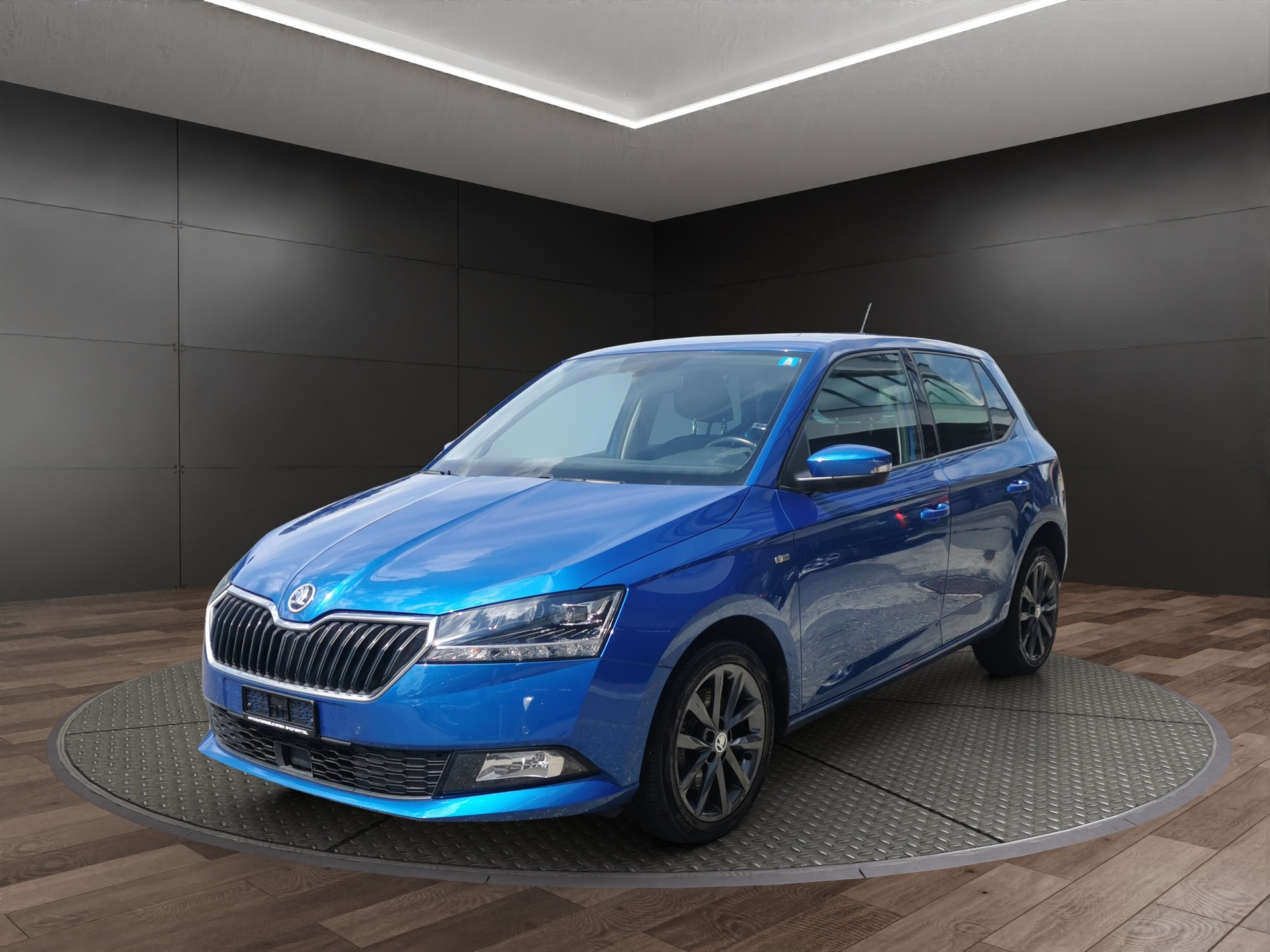 SKODA Fabia 1.0 TSI Ambition-showroom-element-1
