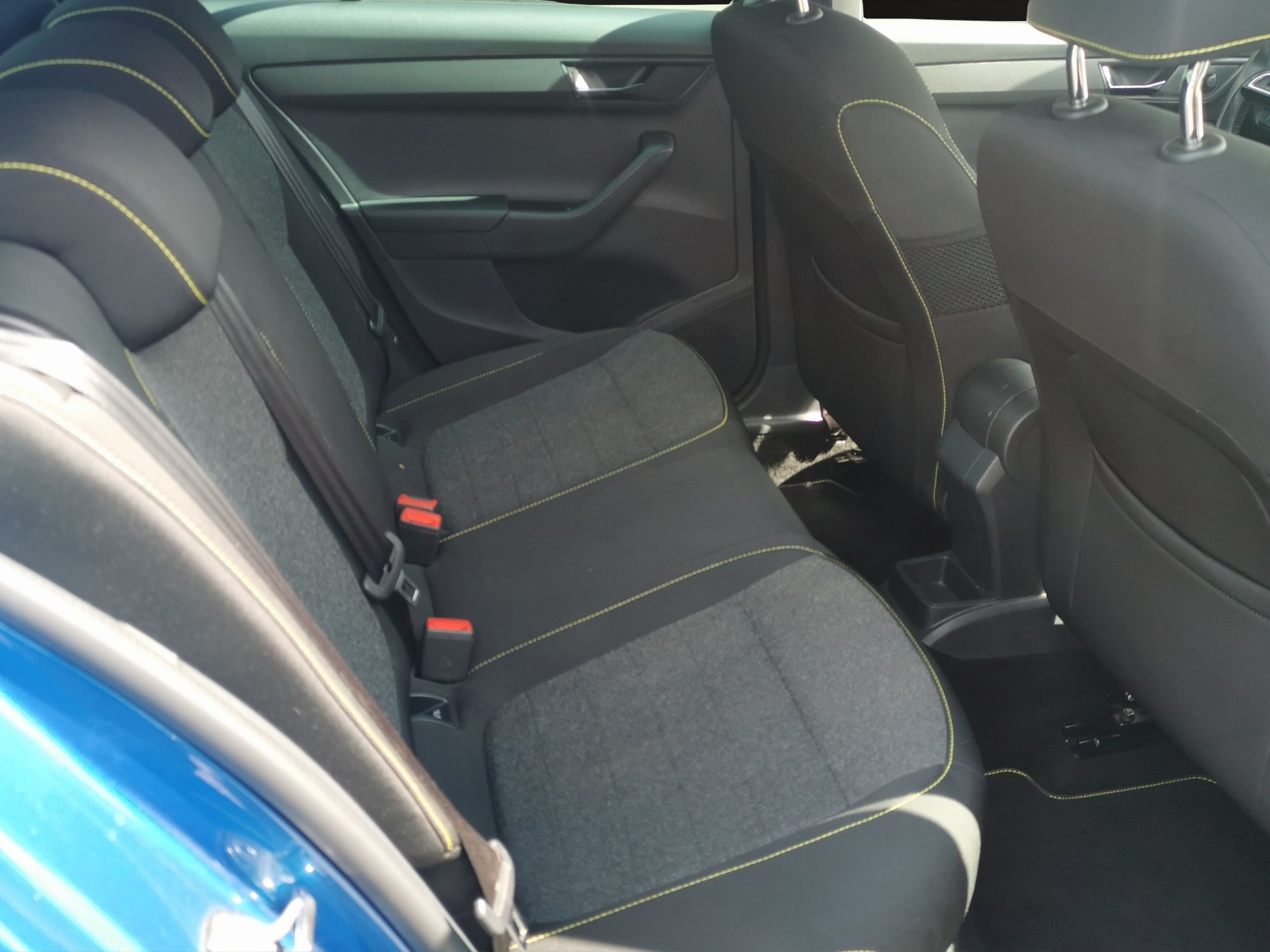 SKODA Fabia 1.0 TSI Ambition-image-14