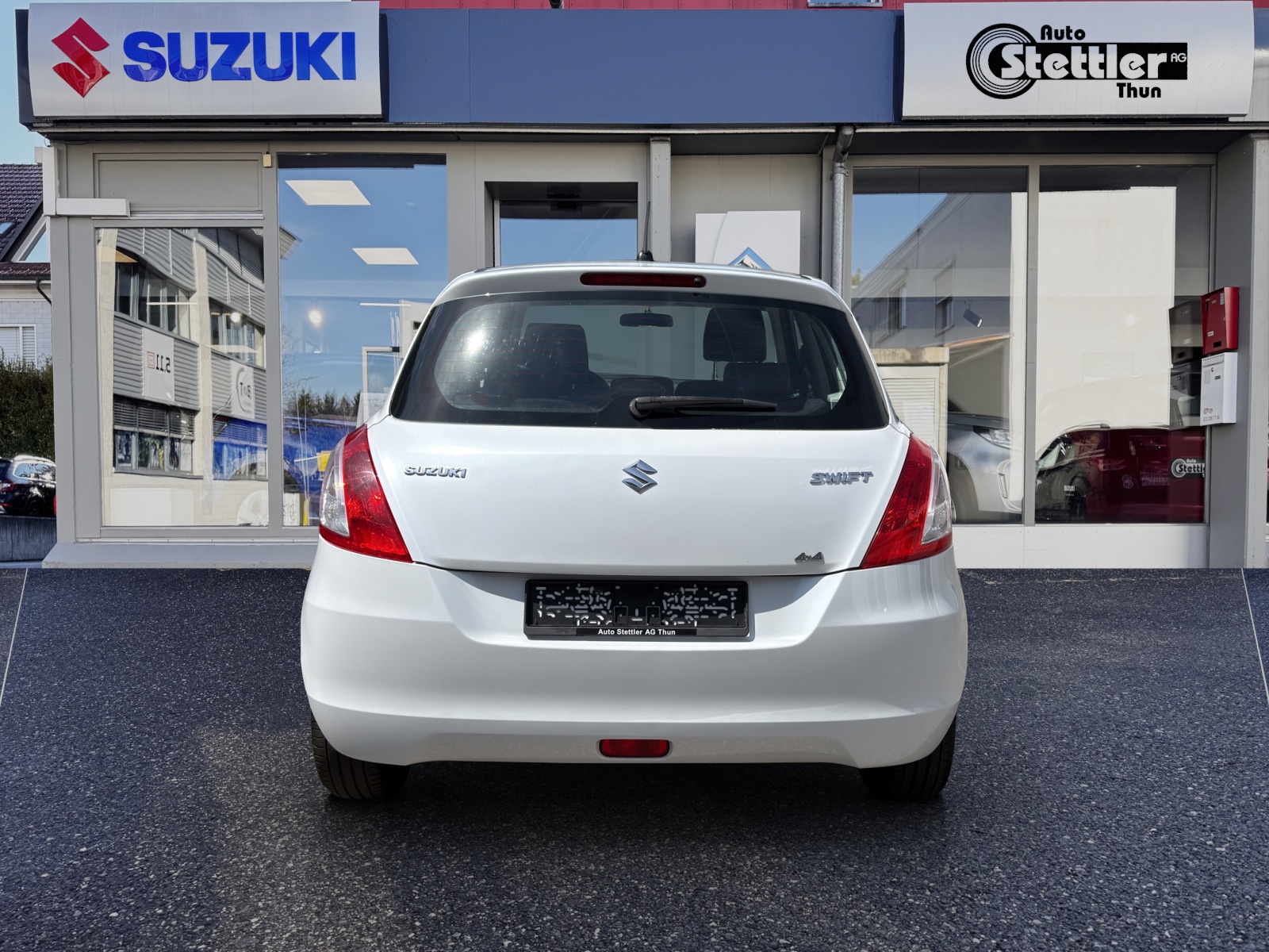SUZUKI Swift 1.2i 16V GL Top 4x4-image-4