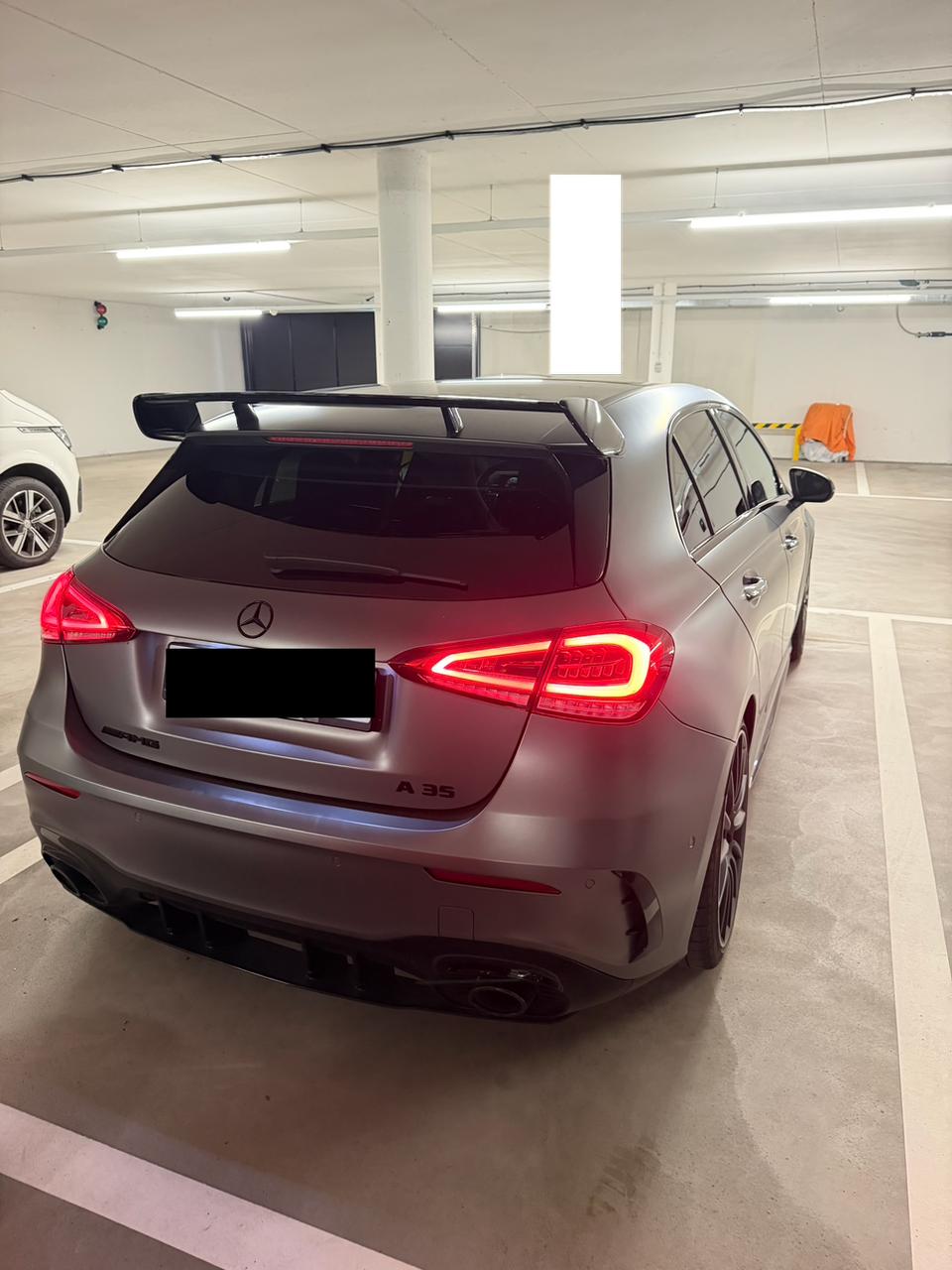 MERCEDES-BENZ A 35 AMG 4MATIC-image-10