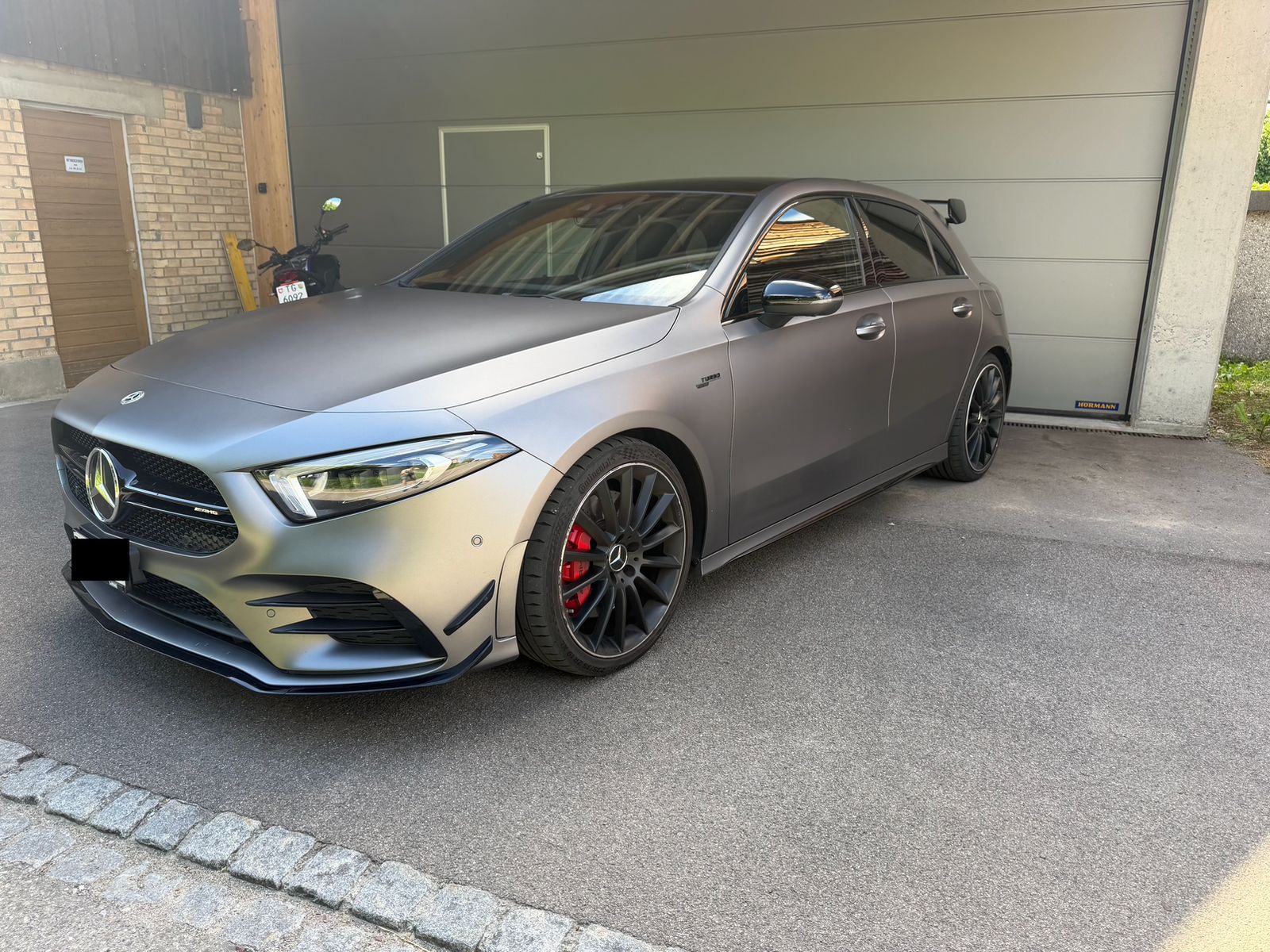 MERCEDES-BENZ A 35 AMG 4MATIC