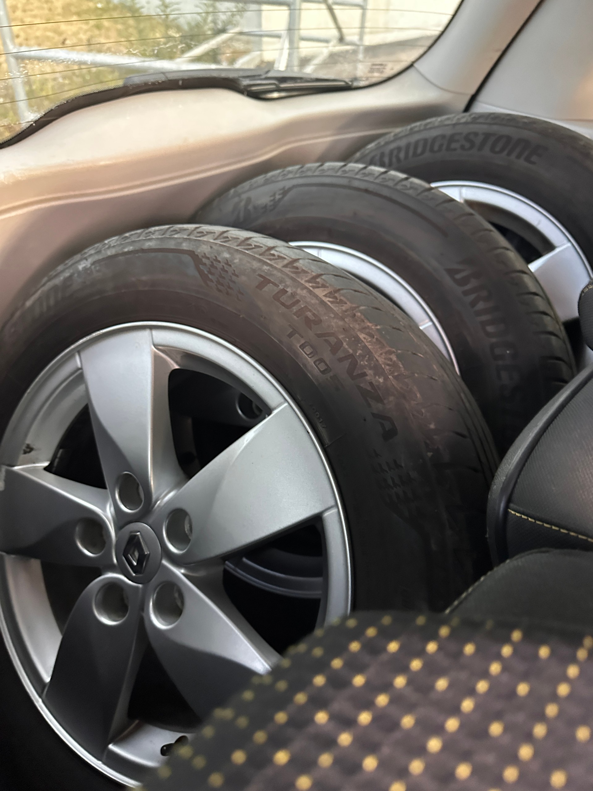 RENAULT Scénic 2.0 16V Dynamique X-Tronic CVT-showroom-element-2